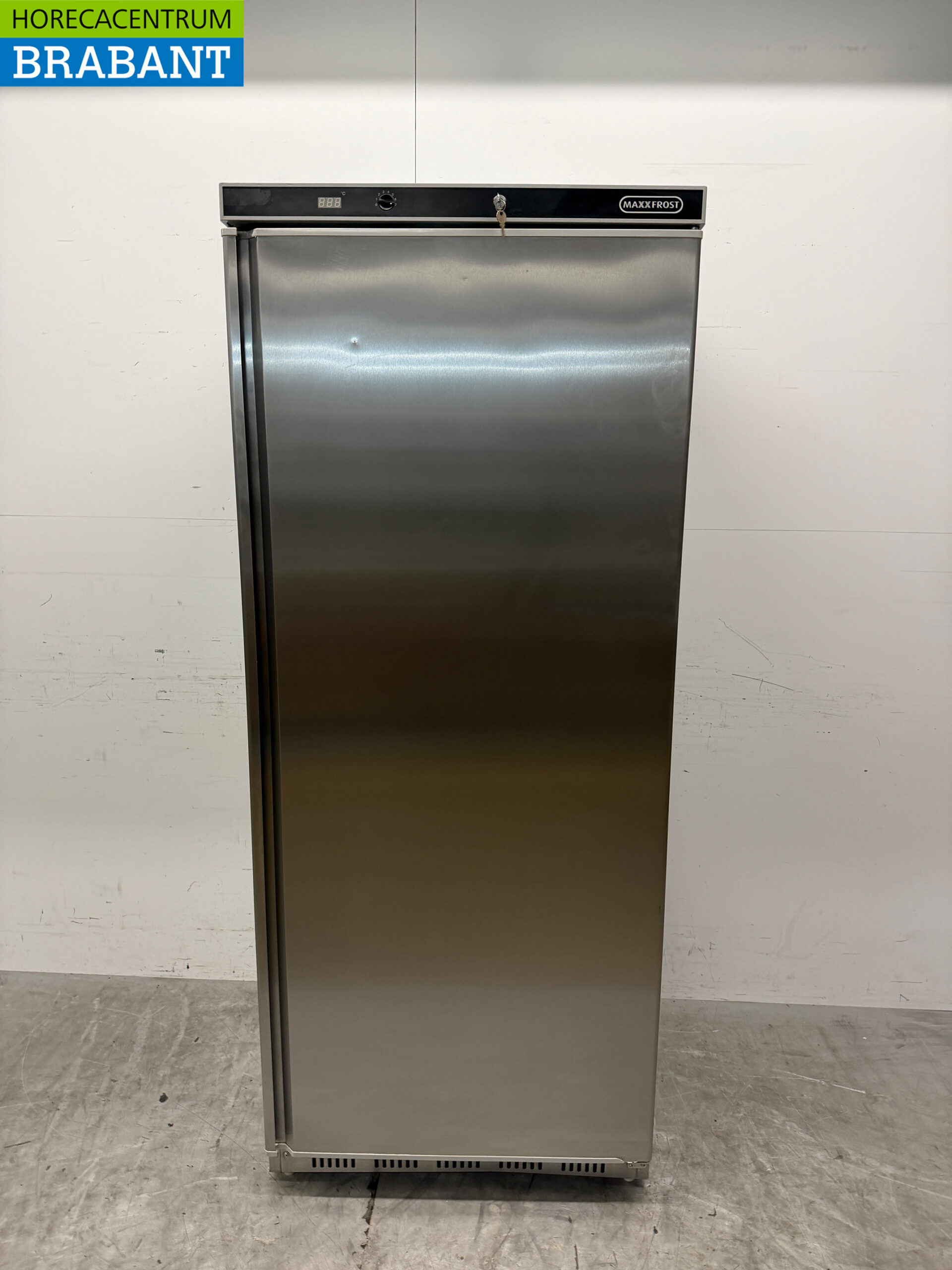 Réfrigérateur Maxxfrost en acier inoxydable 476 litres 230V Horeca