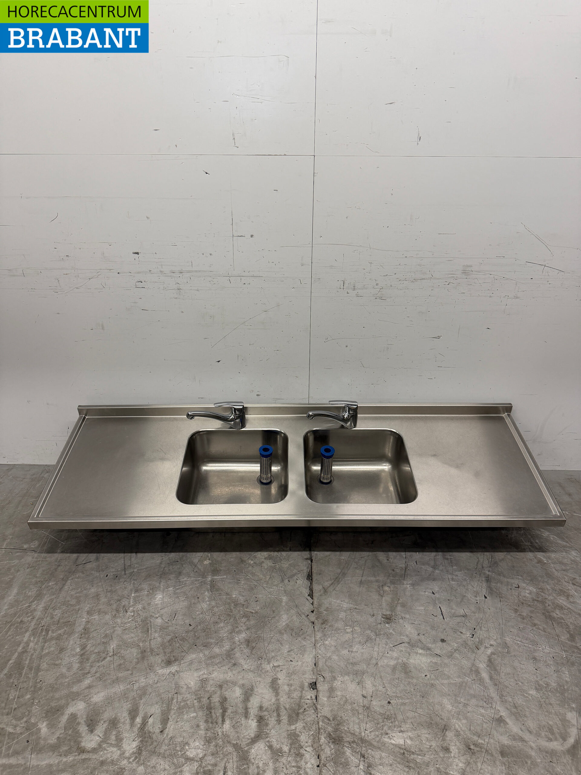 Bac à évier en acier inoxydable Double évier avec robinet 183 cm Restauration