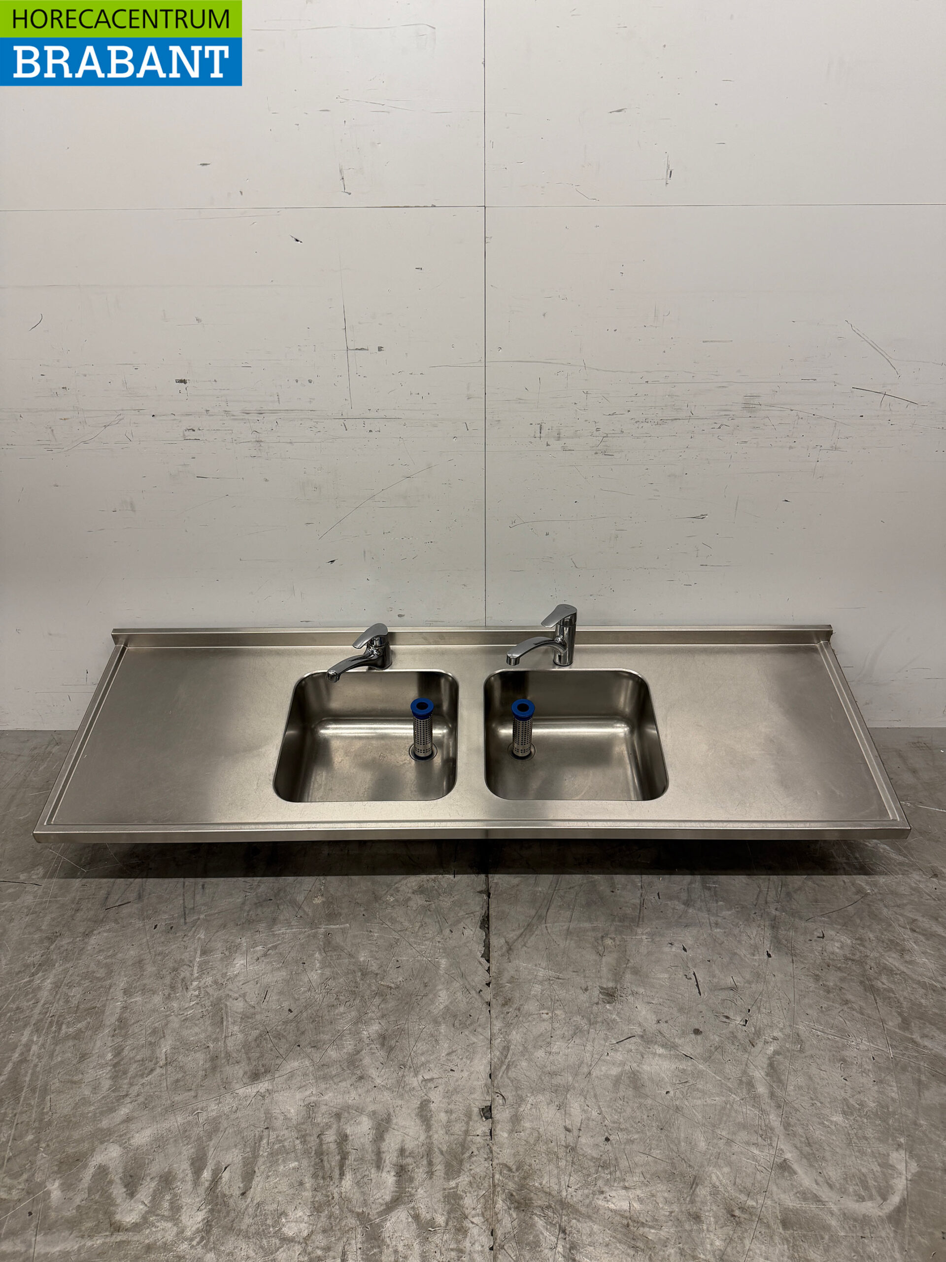Bac à évier en acier inoxydable Double évier avec robinet 183 cm Restauration