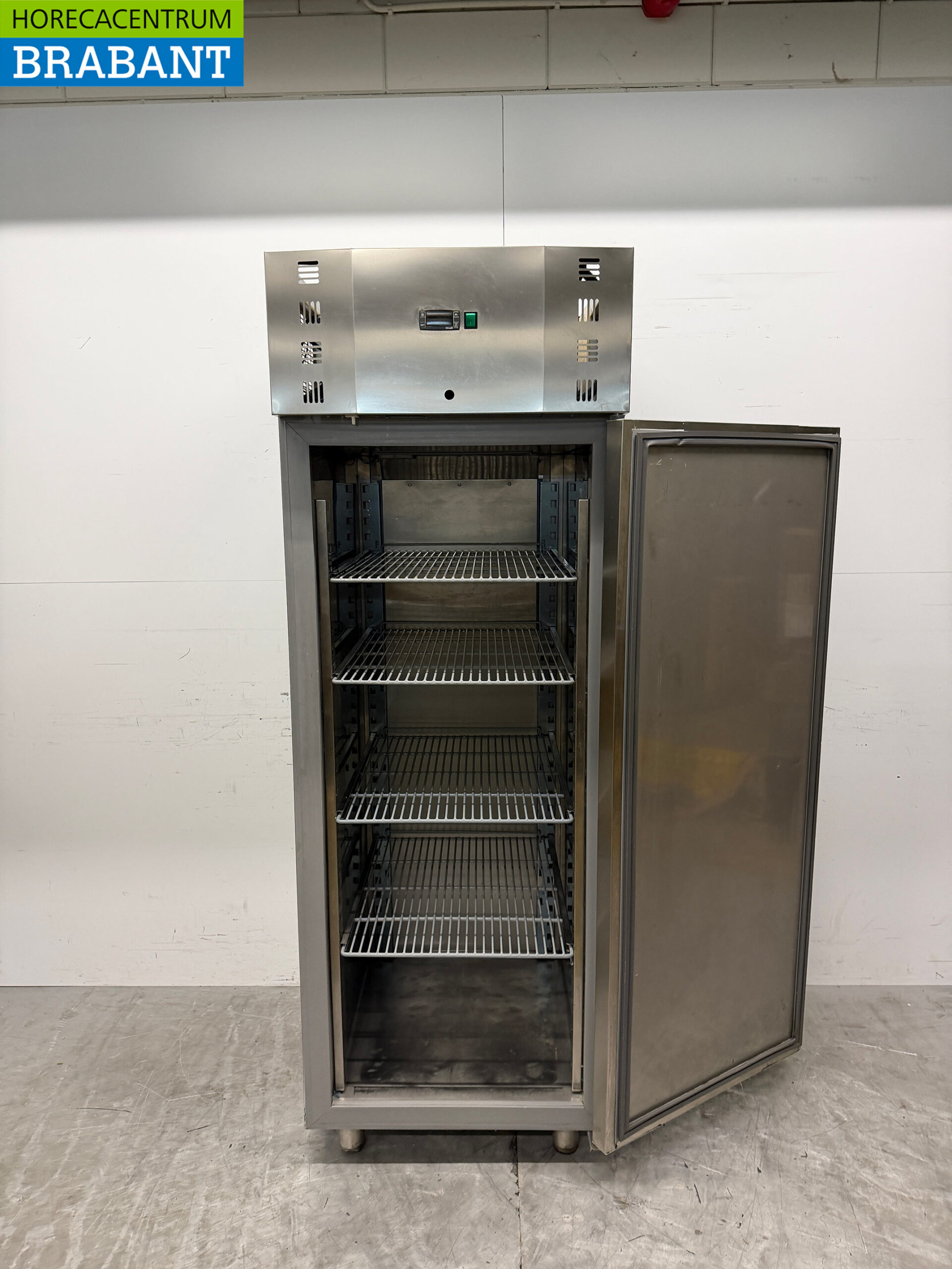 Réfrigérateur Combisteel en acier inoxydable 700 litres 230V Horeca – Image 4