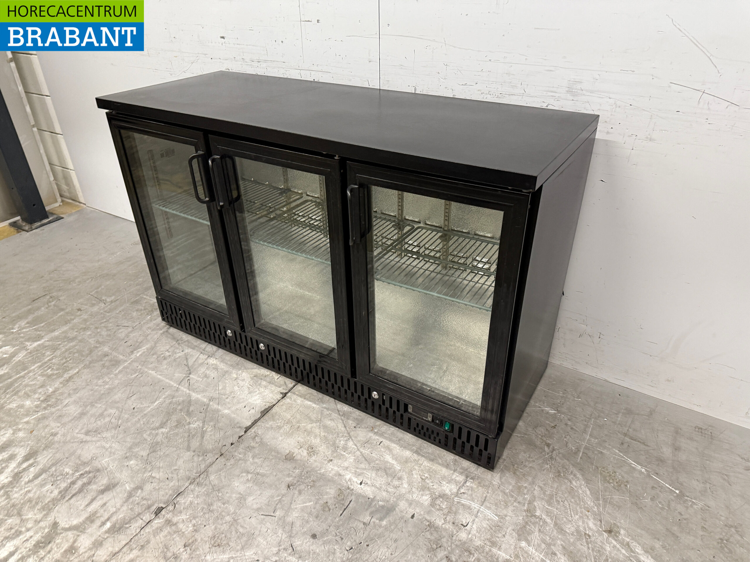 Maxima Bar Cooler 3 portes battantes en verre 135 cm 230V Horeca – Image 2