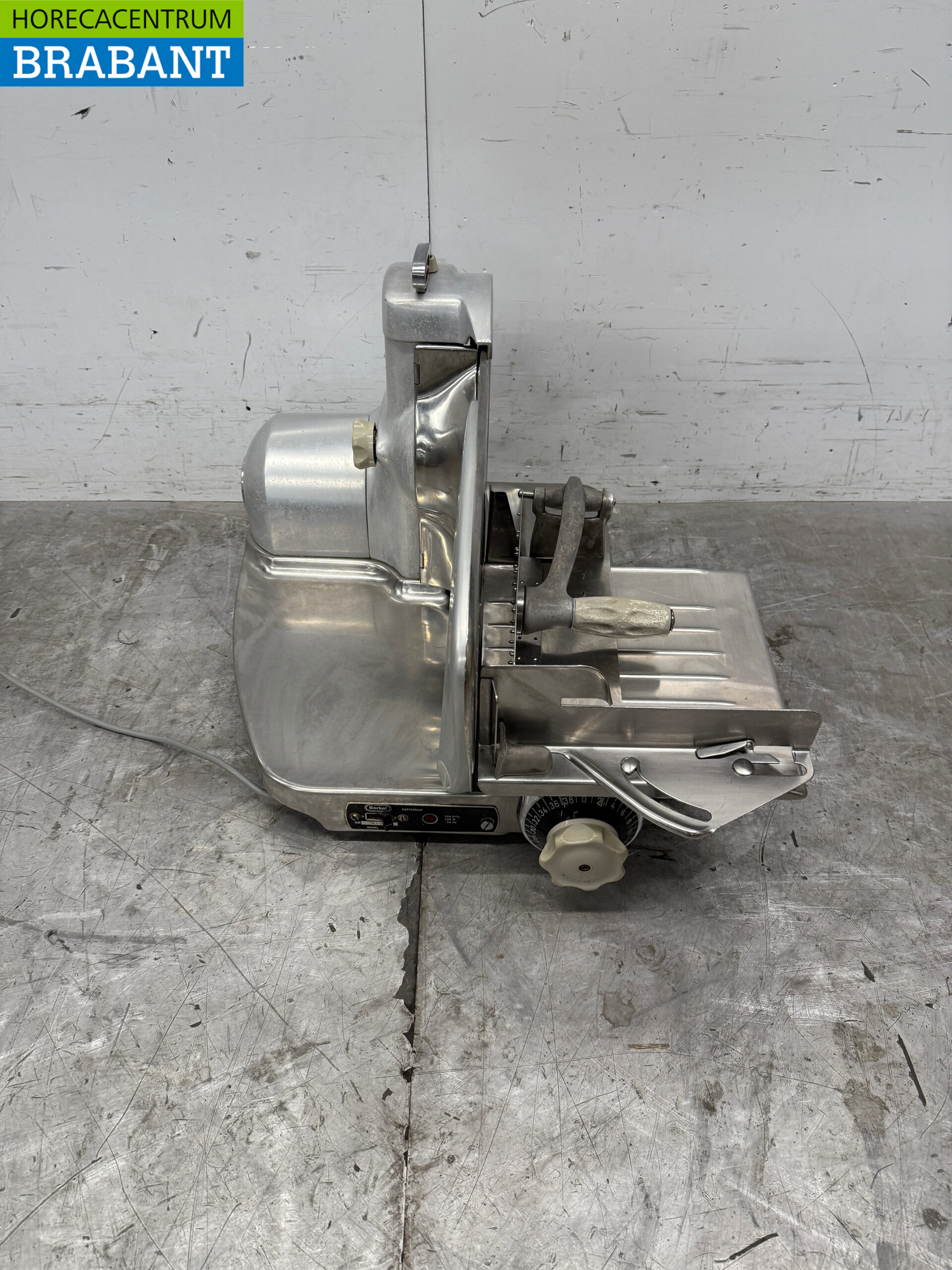 Trancheur de viande Berkel 834 en acier inoxydable Trancheur 230V Restauration Boucherie