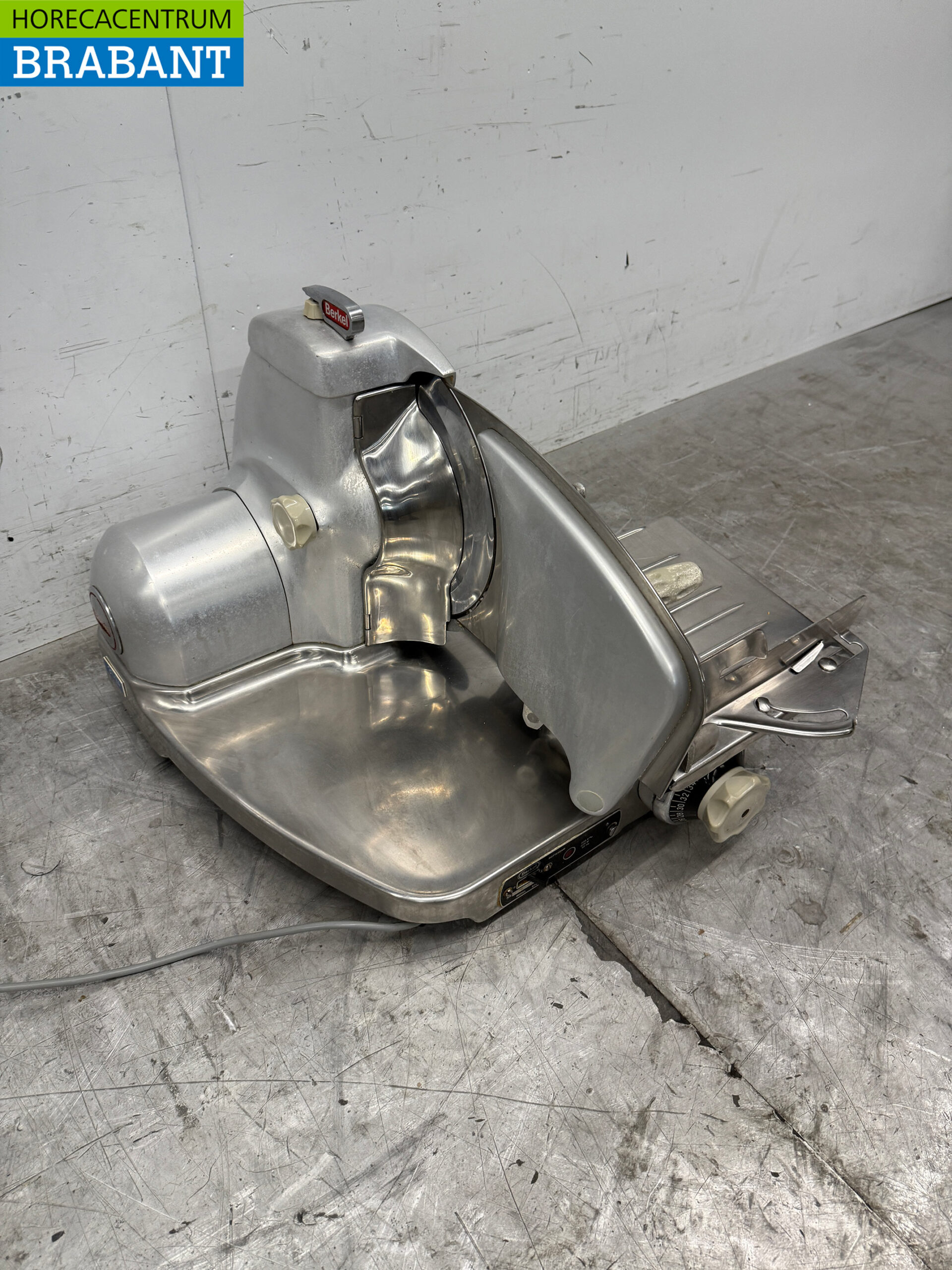 Trancheur de viande Berkel 834 en acier inoxydable Trancheur 230V Restauration Boucherie – Image 3