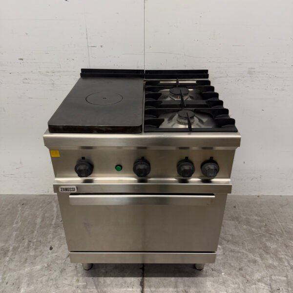 Zanussi 2-Burner Stove with Hob and Oven 3 x 2/1 GN GAS Catering en acier inoxydable