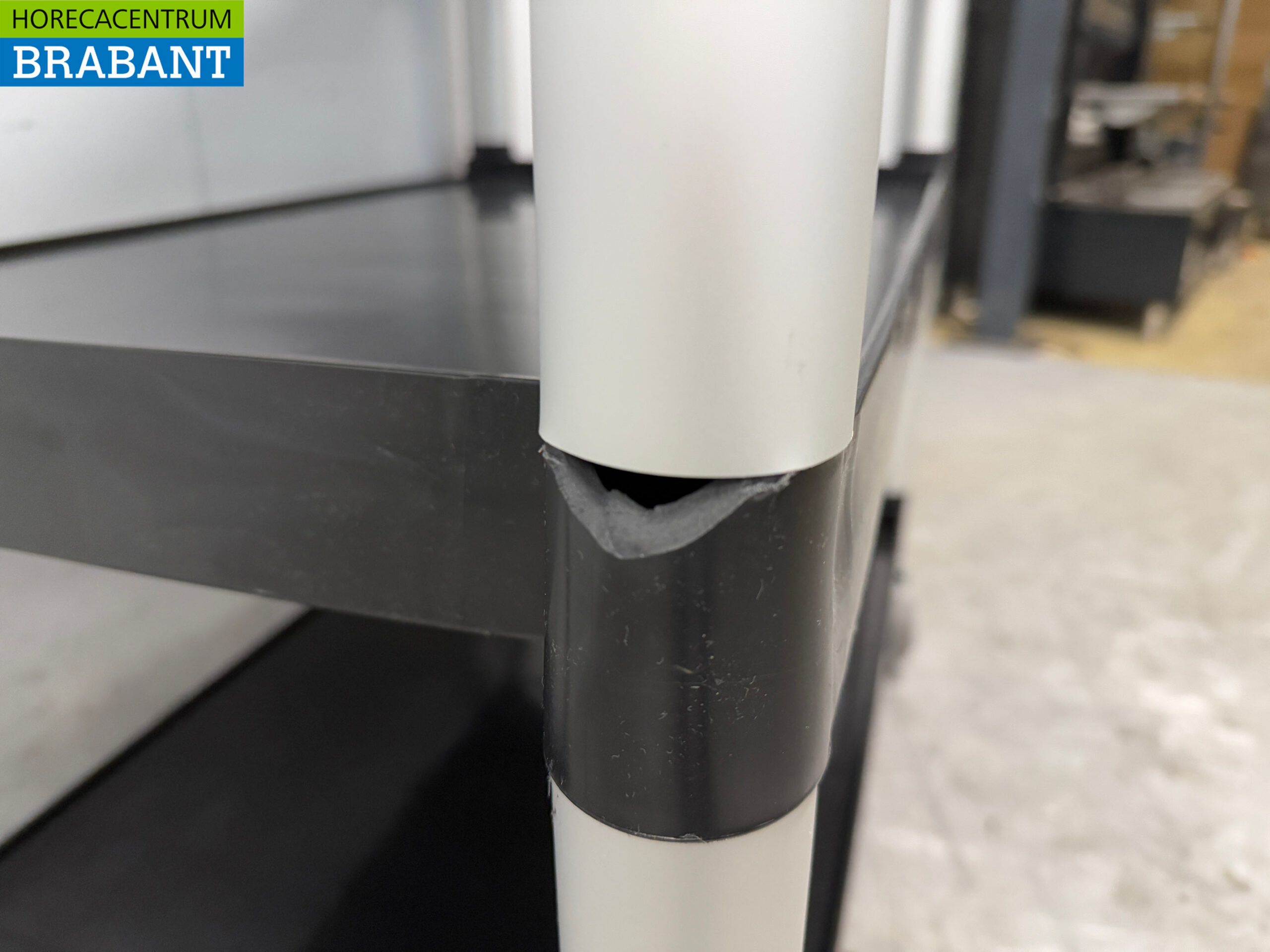 HCB Plastique Chariot de service 3 étages 102 cm Restauration – Image 4