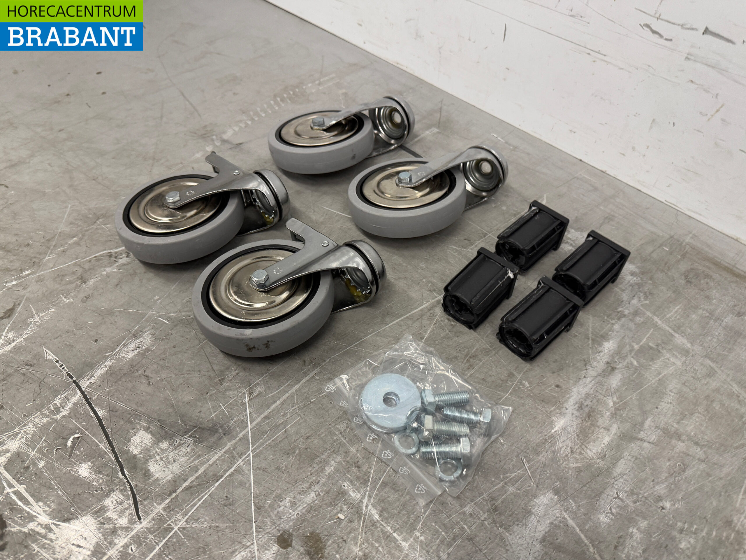 Gastro M set de 4 roulettes PVC – Image 2