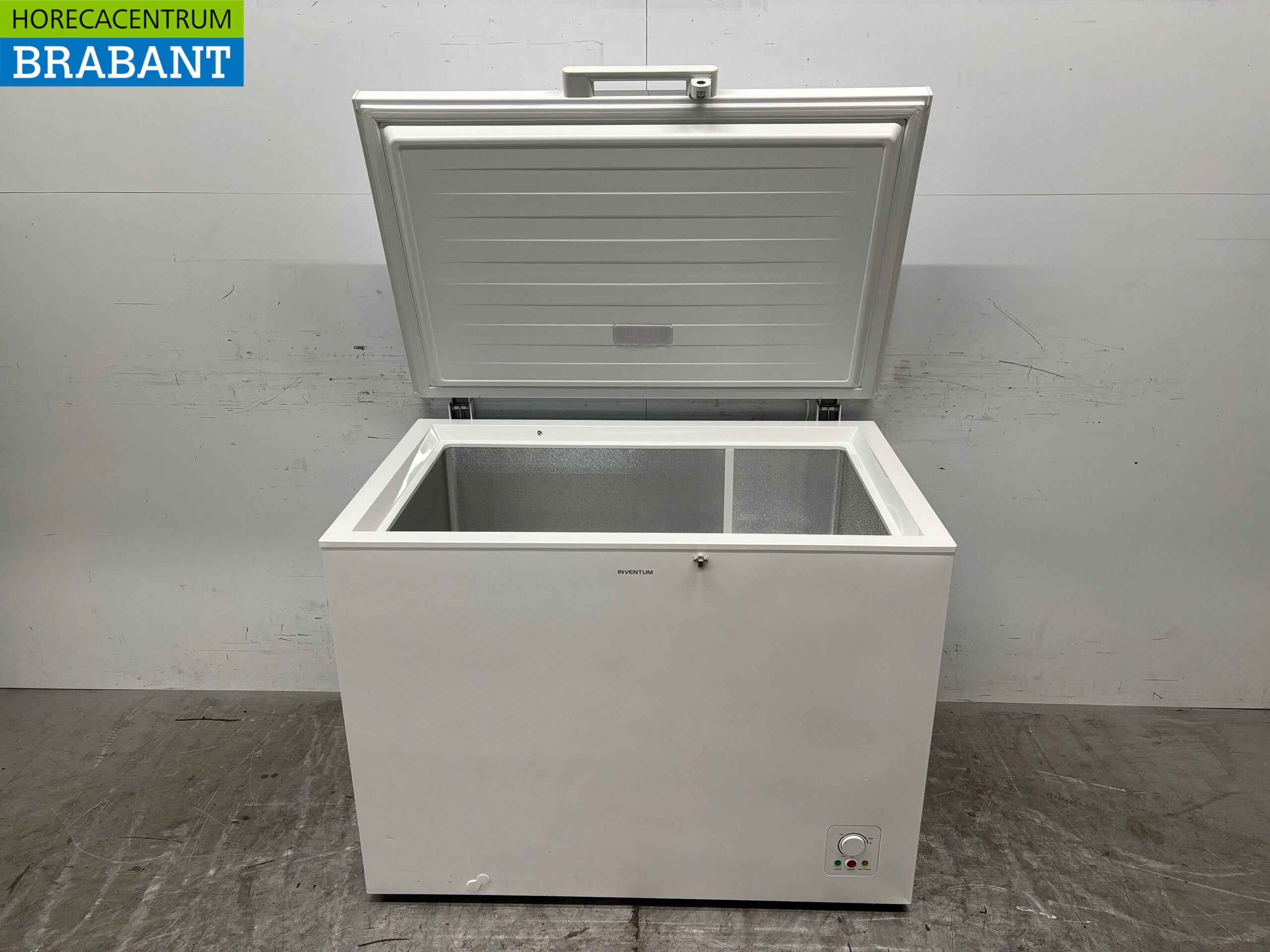 Inventum Freezer Congélateur coffre avec couvercle rabattable 304 litres 230V Horeca – Image 4