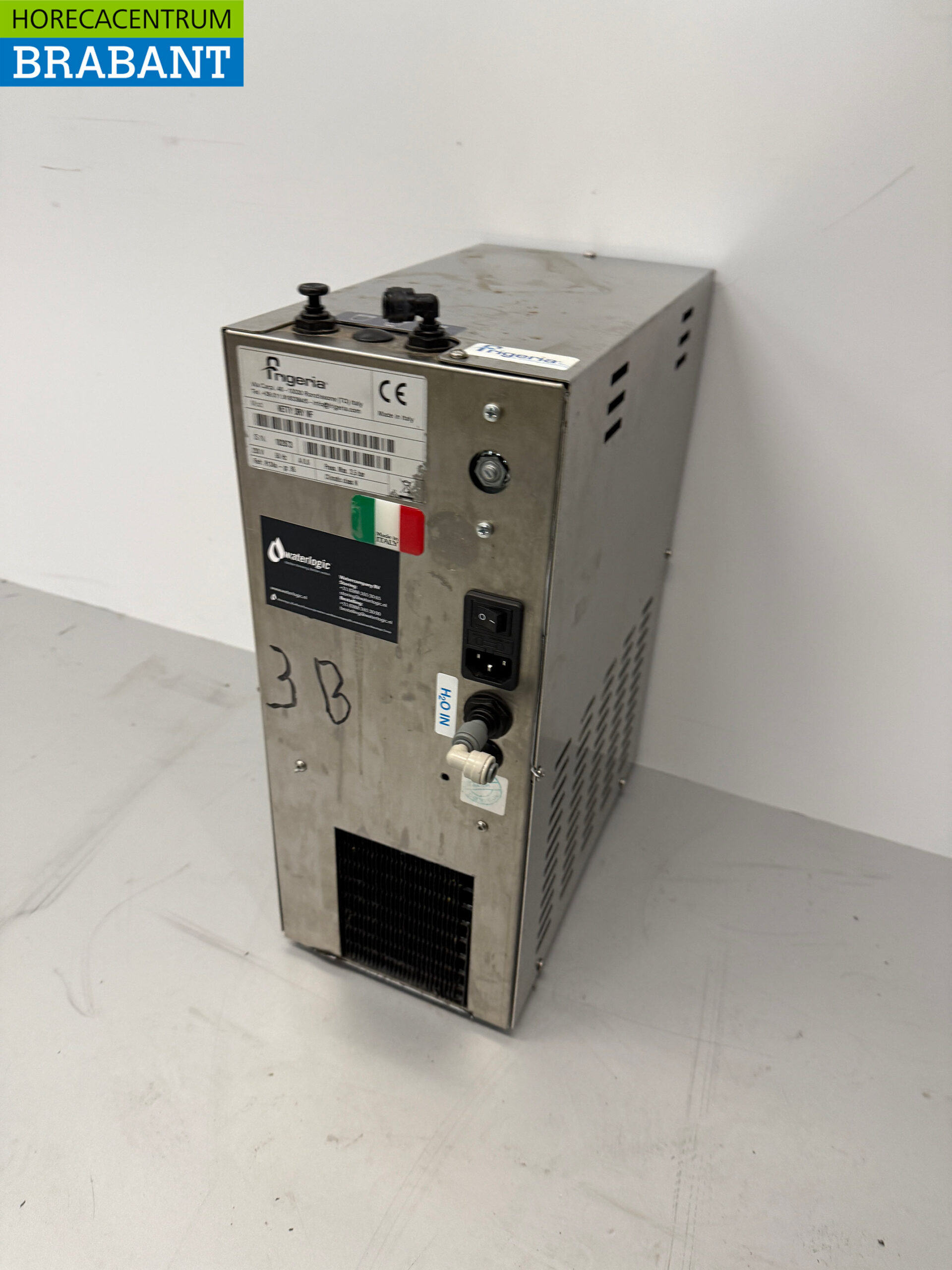 Frigeria Refroidisseur d'eau 25 litres par heure 230V Horeca – Image 2