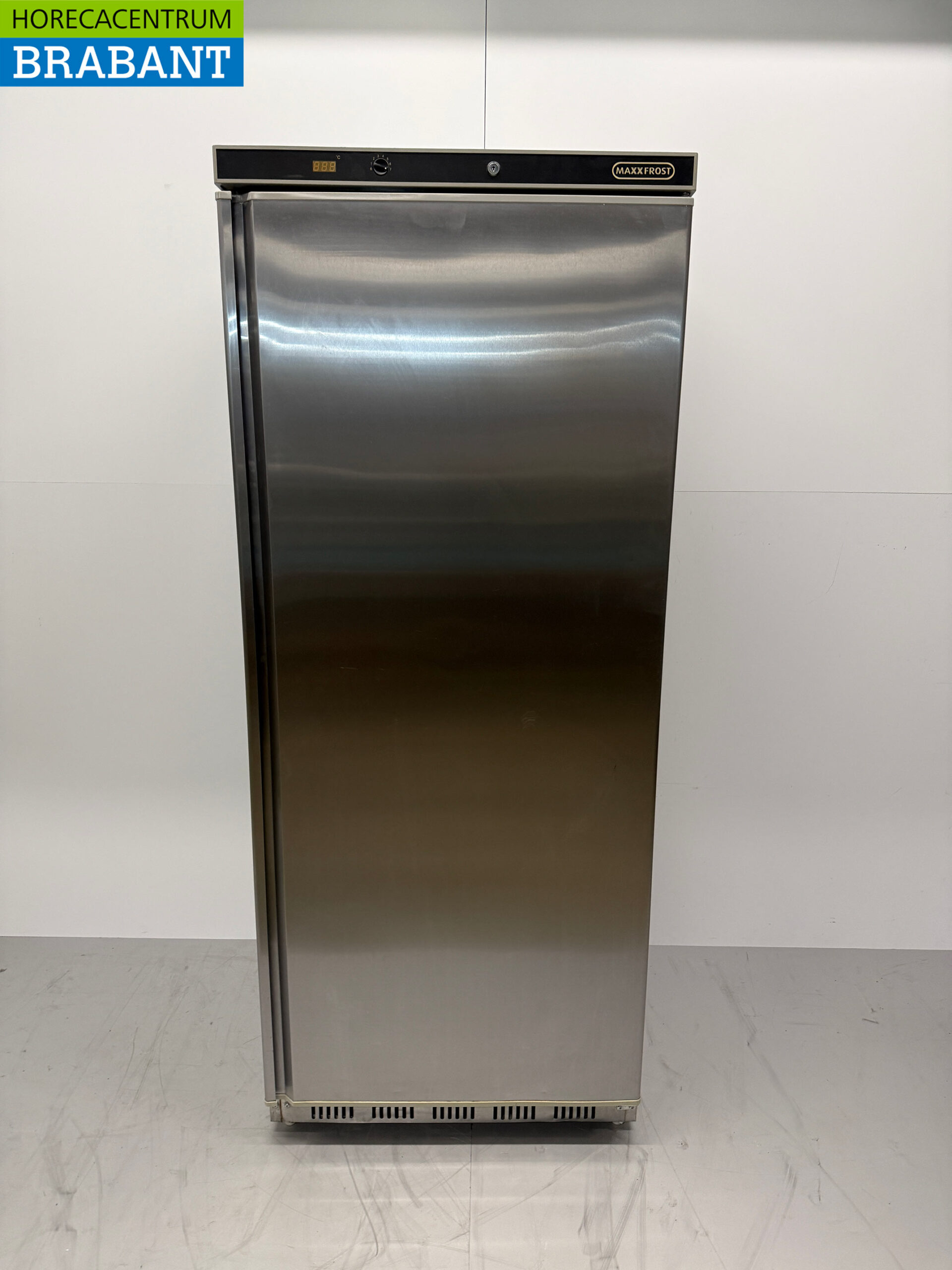 Congélateur Maxxfrost en acier inoxydable 570 litres 230V Horeca