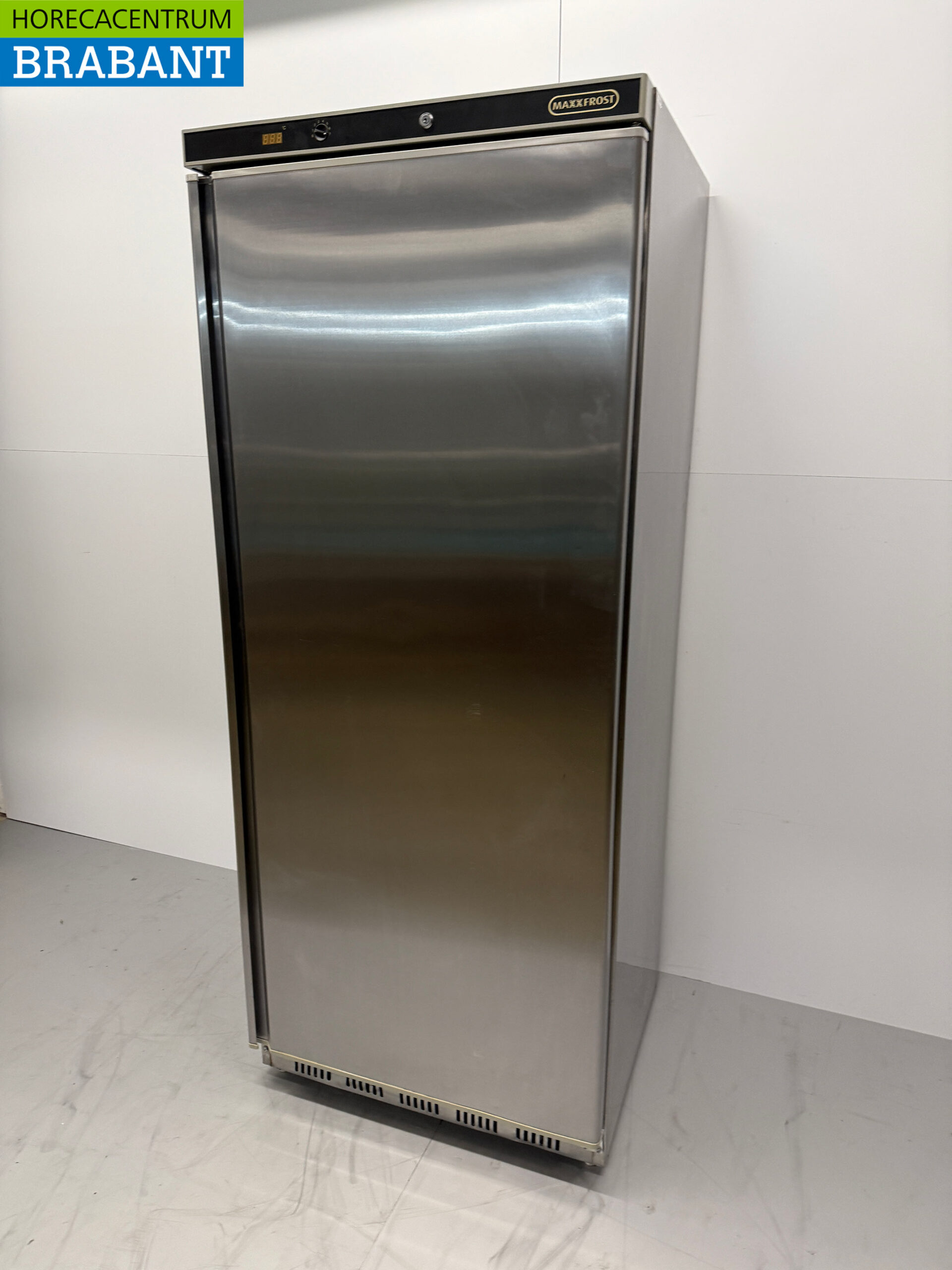 Congélateur Maxxfrost en acier inoxydable 570 litres 230V Horeca – Image 2