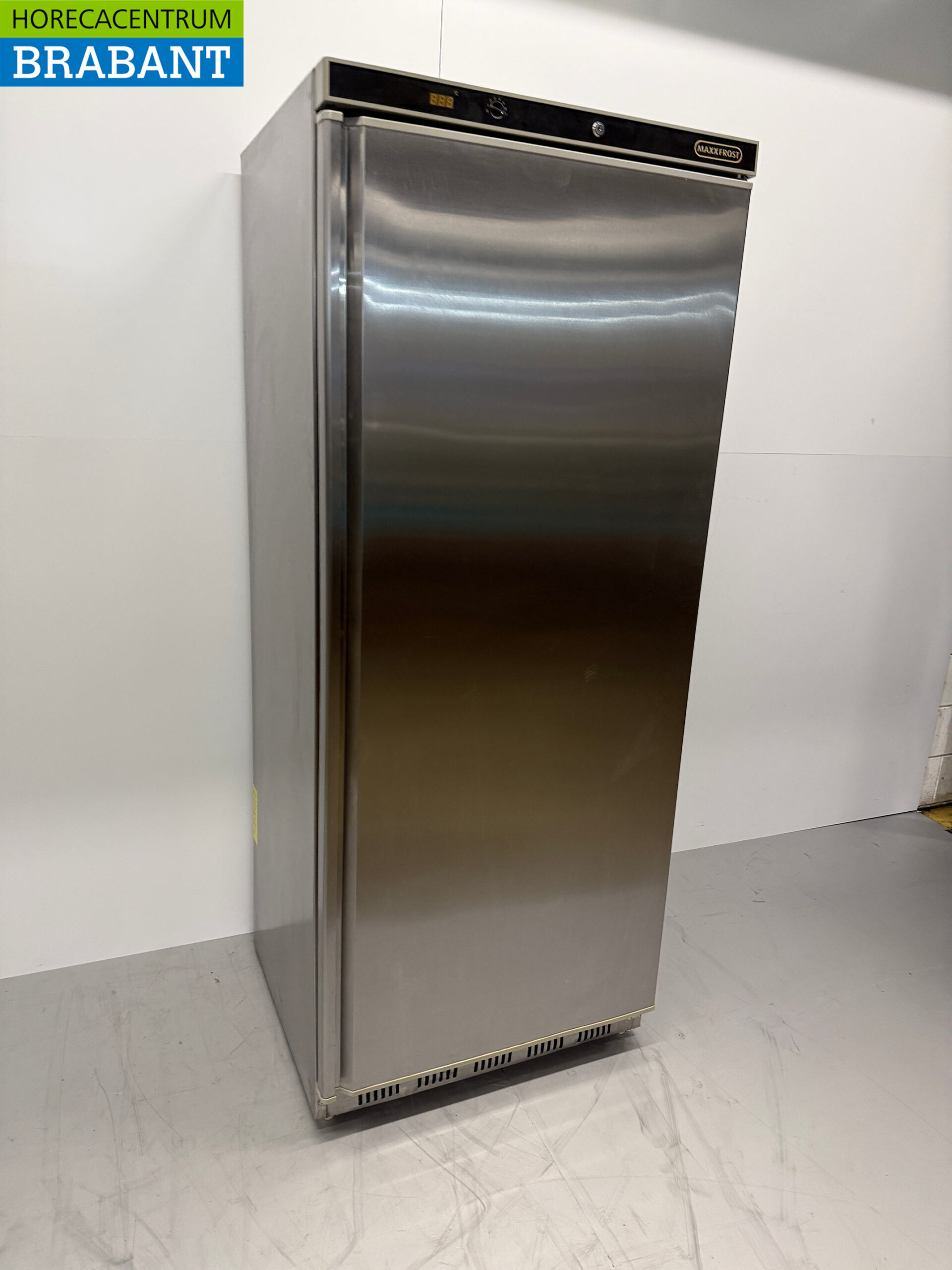 Congélateur Maxxfrost en acier inoxydable 570 litres 230V Horeca – Image 3