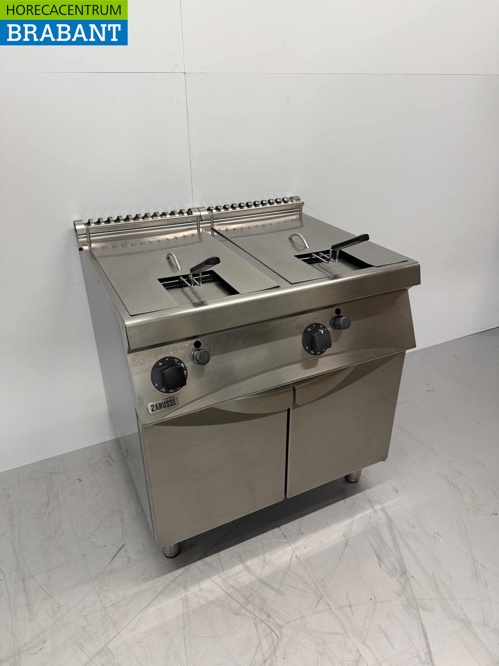 Friteuse double Zanussi en acier inoxydable 2 x 10 litres GAS Restauration – Image 2