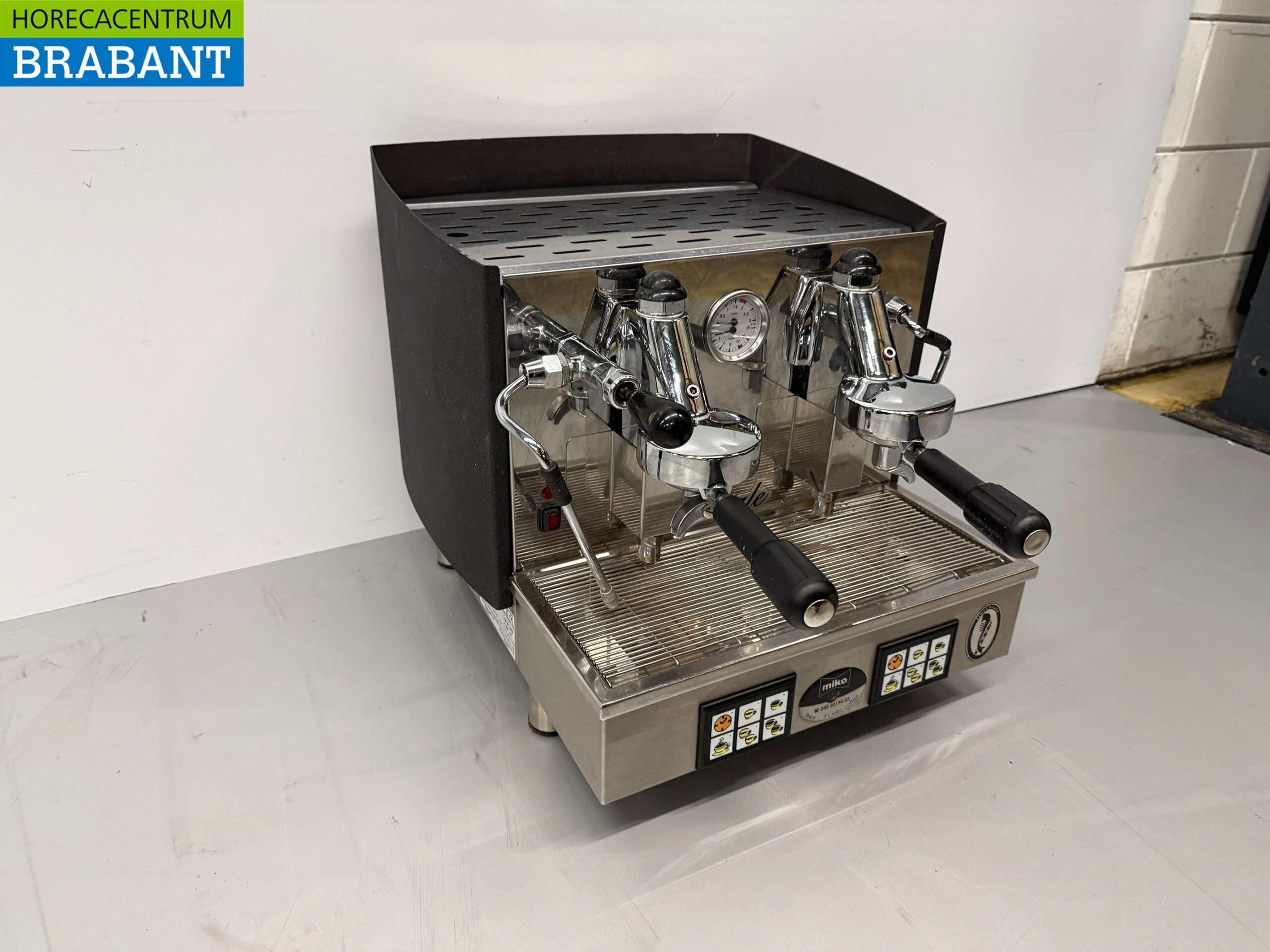 Machine à expresso 2 groupes Fiorenzato en acier inoxydable 230V Horeca – Image 3