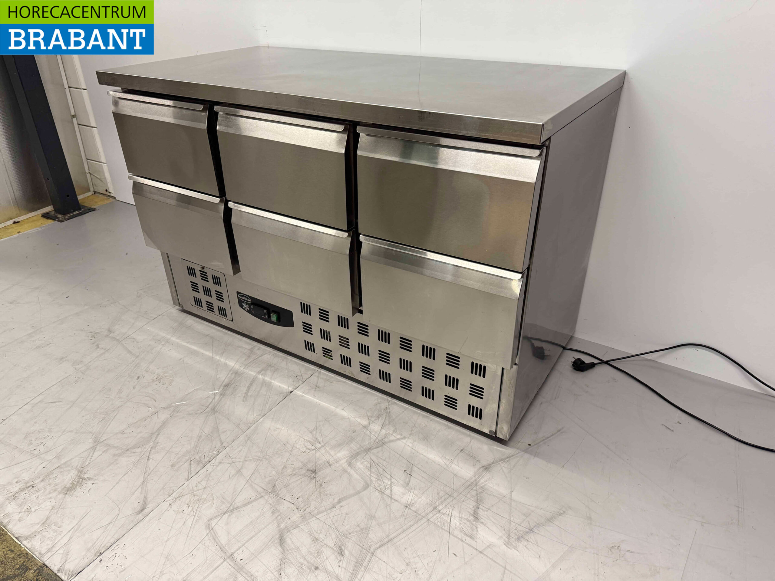Établi réfrigéré Combisteel en acier inoxydable 6 tiroirs 137 cm 230V Horeca – Image 2