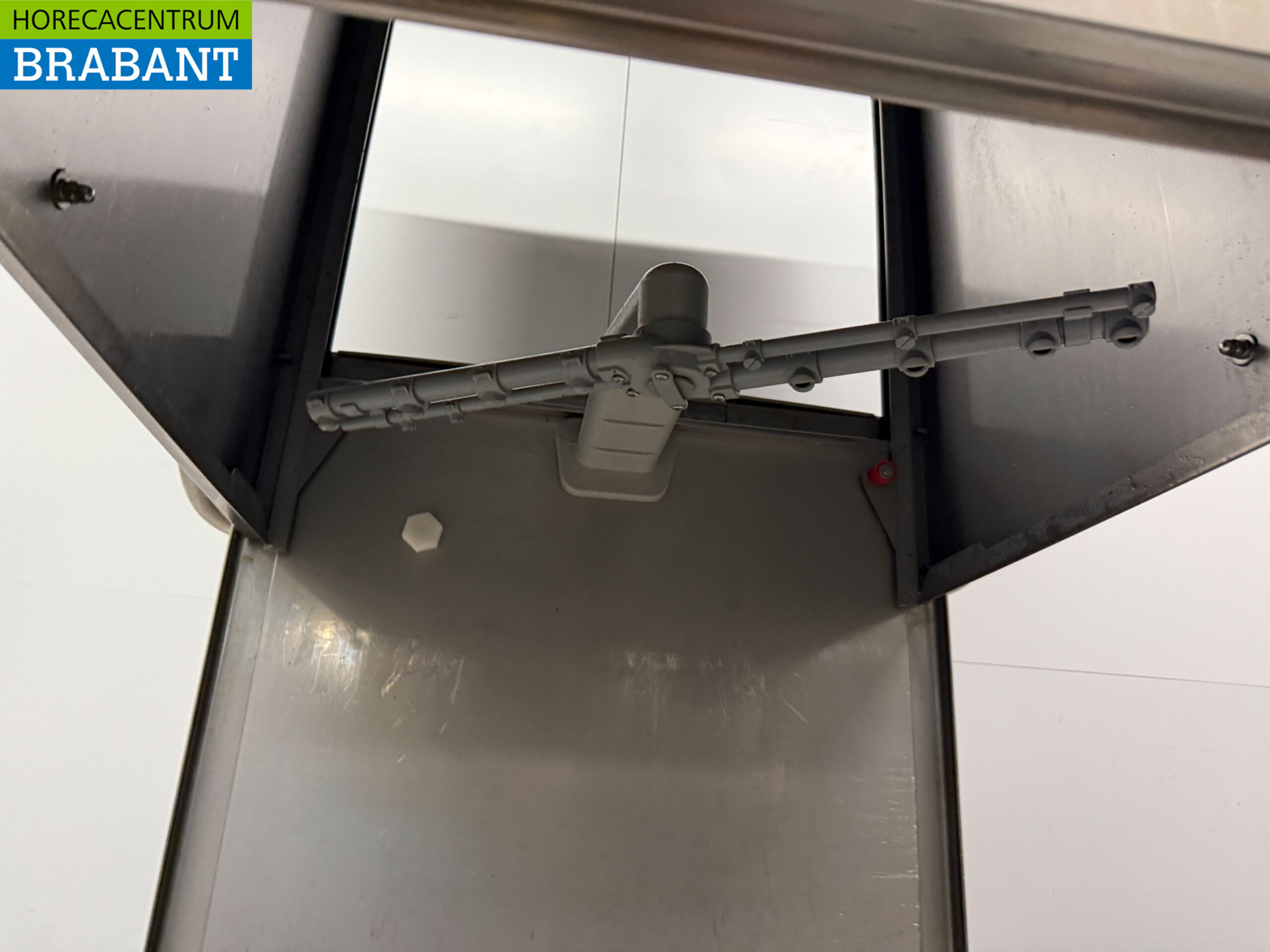 Lave-vaisselle coulissant Zanussi HHT8 en acier inoxydable 400V Restauration (kopie) – Image 6