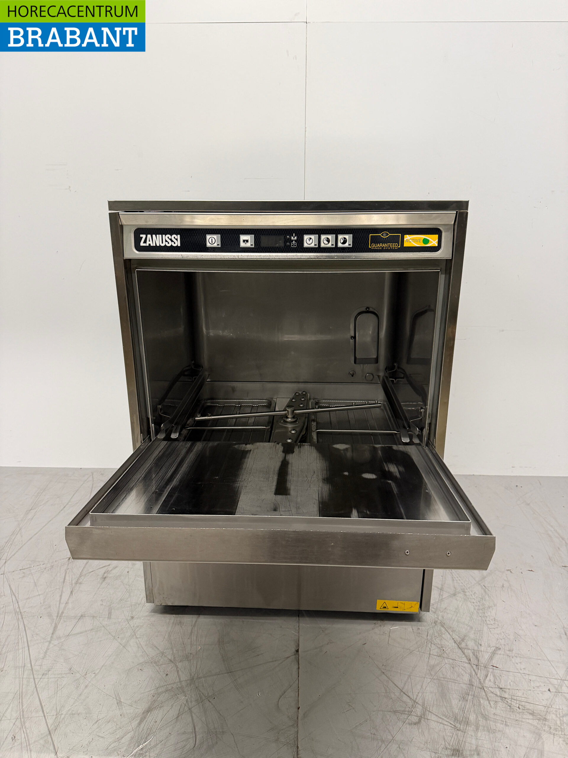 Lave-vaisselle Zanussi en acier inoxydable 230V Horeca – Image 4