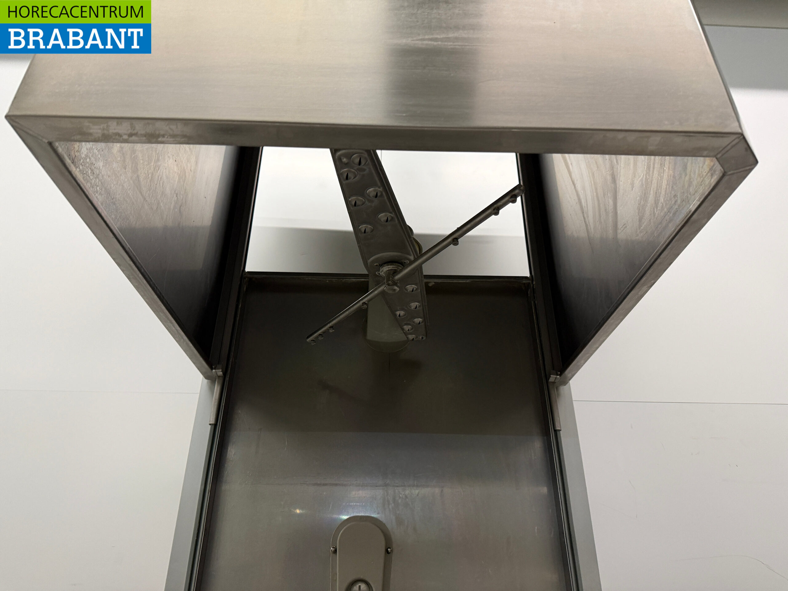 Lave-vaisselle à passage Zanussi en acier inoxydable 400V Horeca – Image 5