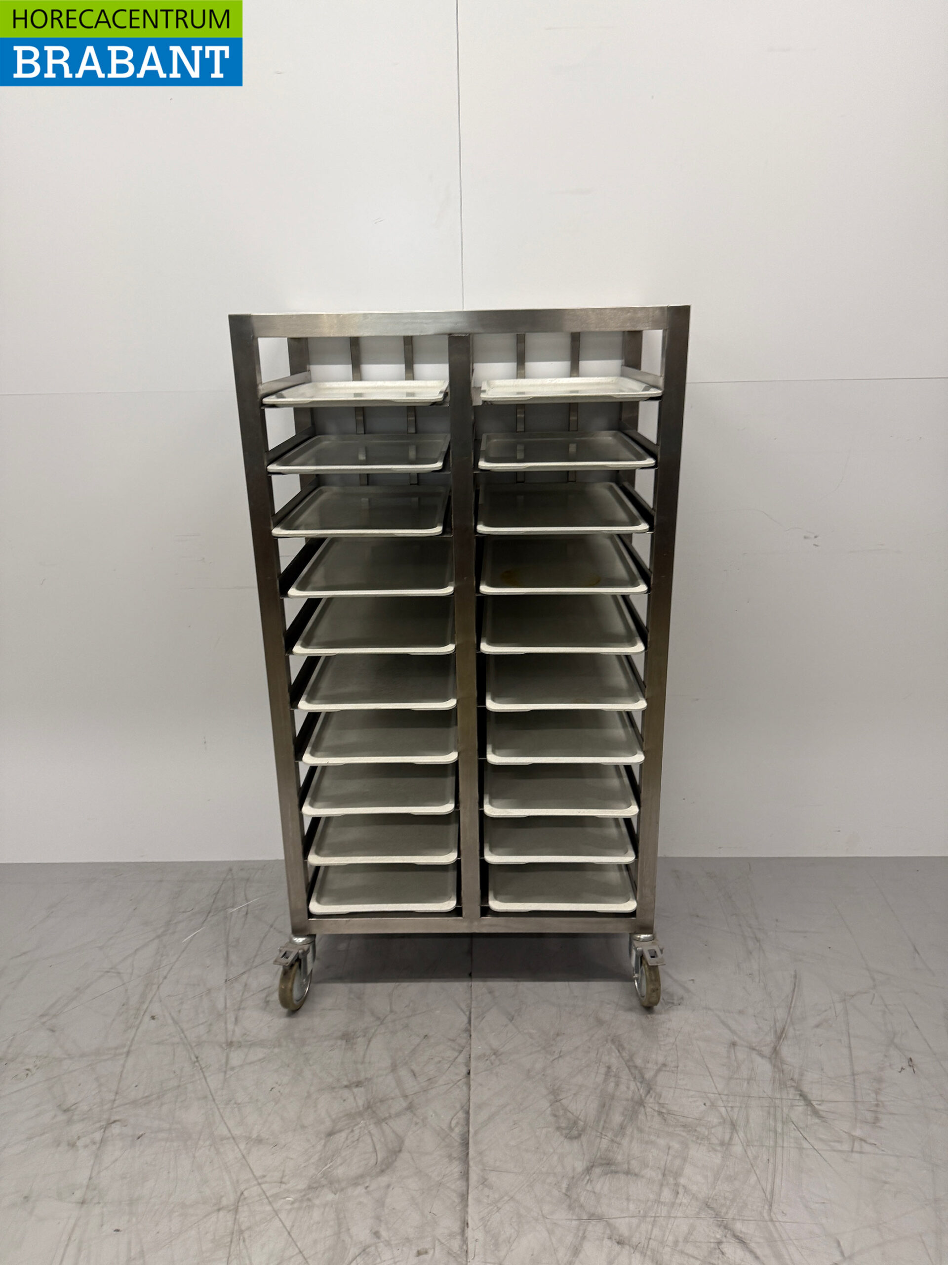 Chariot en acier inoxydable 20 x 1/1 GN avec plateaux 81 cm Restauration