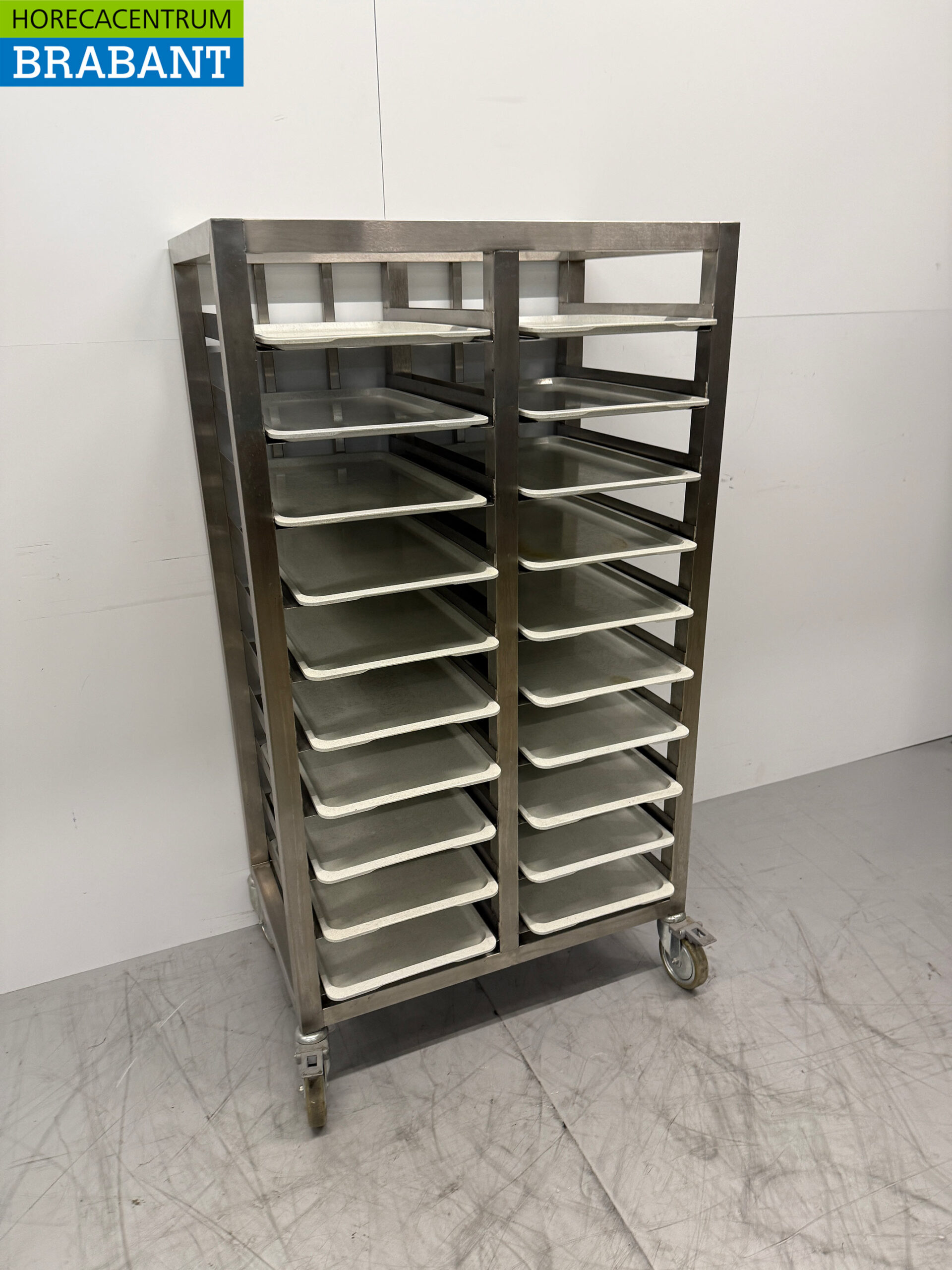 Chariot en acier inoxydable 20 x 1/1 GN avec plateaux 81 cm Restauration – Image 3