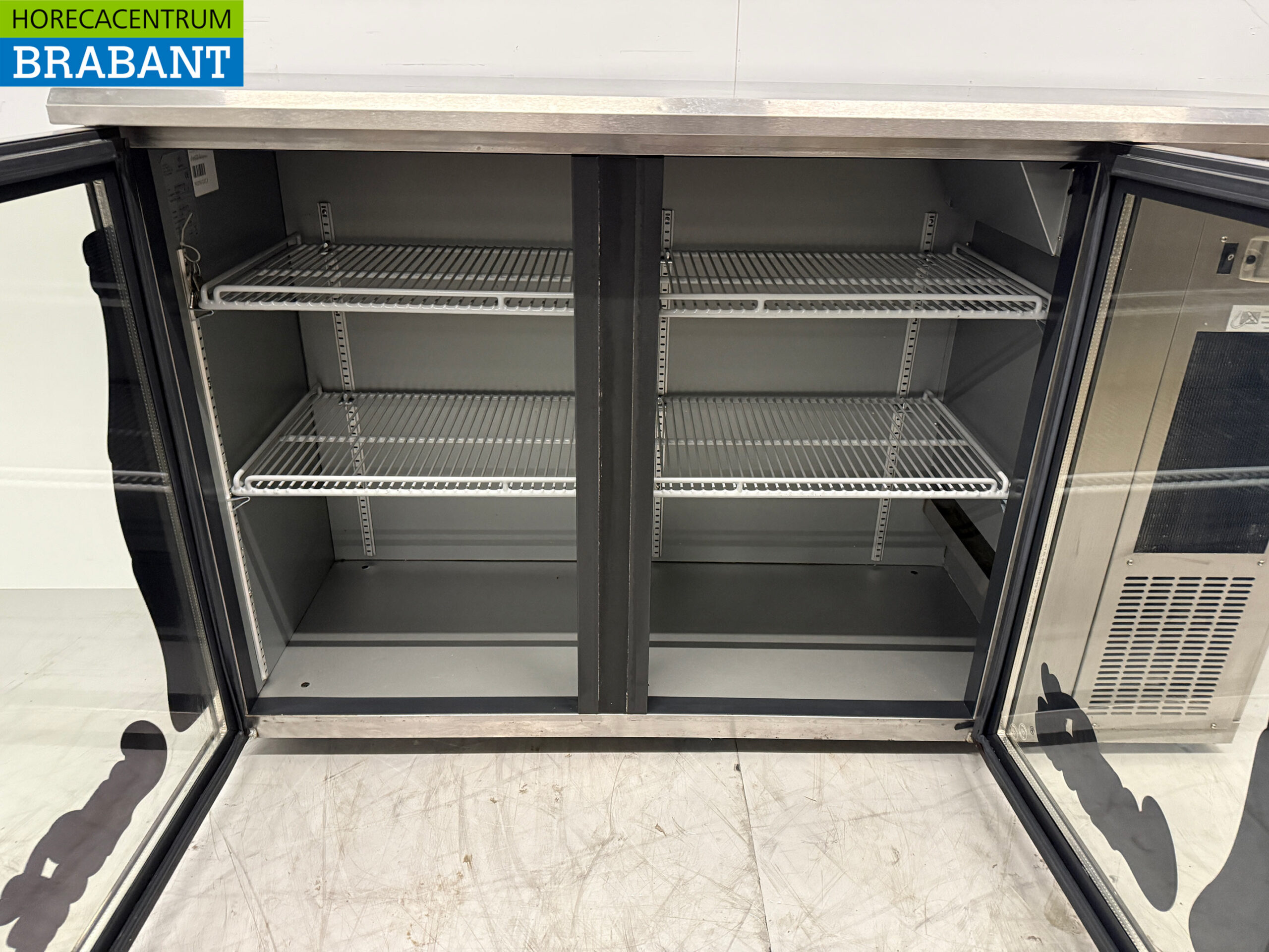 Gamko Bar Cooler en acier inoxydable 2 portes battantes en verre 143,5 cm 230V Horeca – Image 4