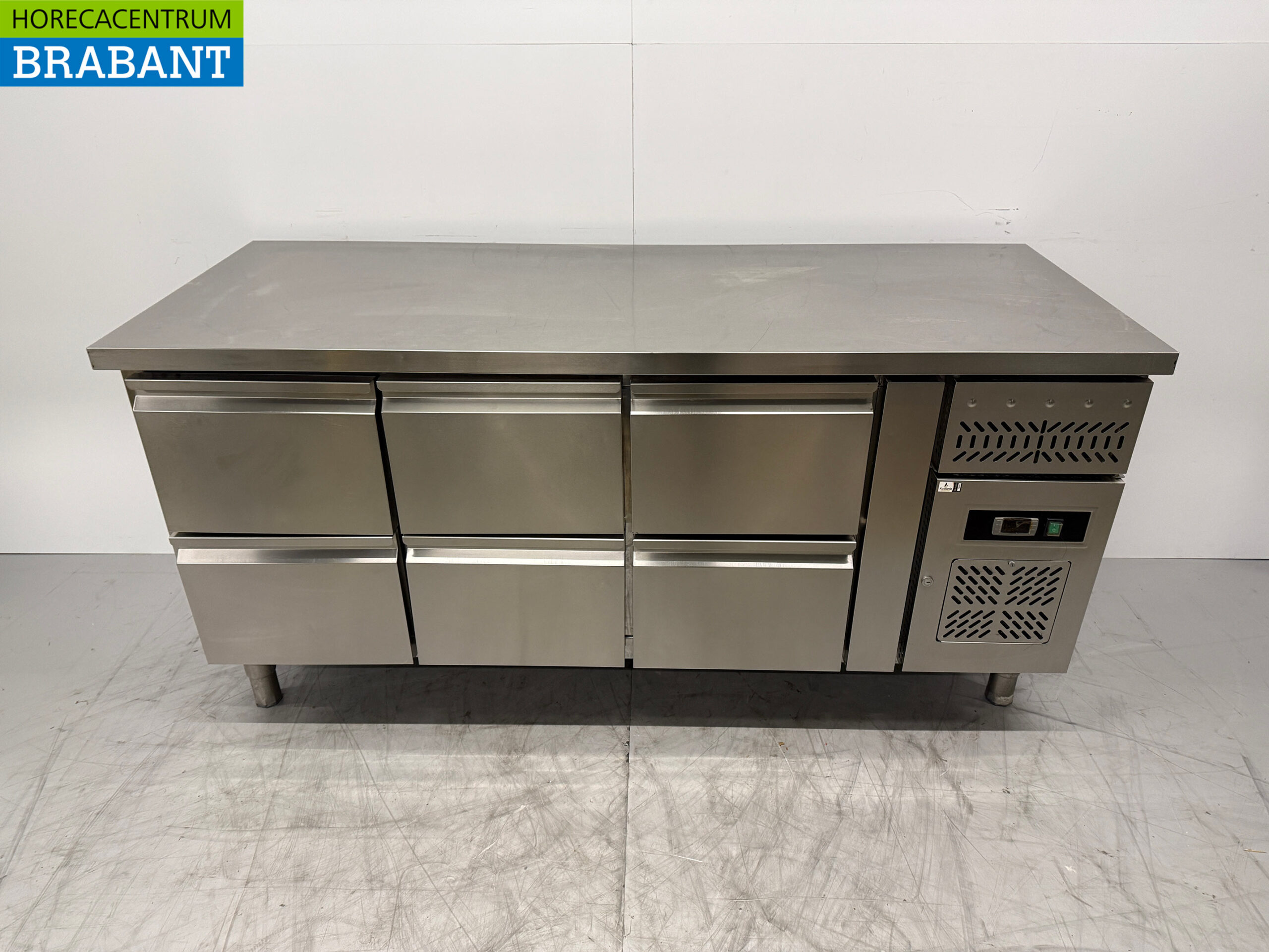 Établi réfrigéré Maxxfrost en acier inoxydable 6 tiroirs 179,5 cm 230V Horeca