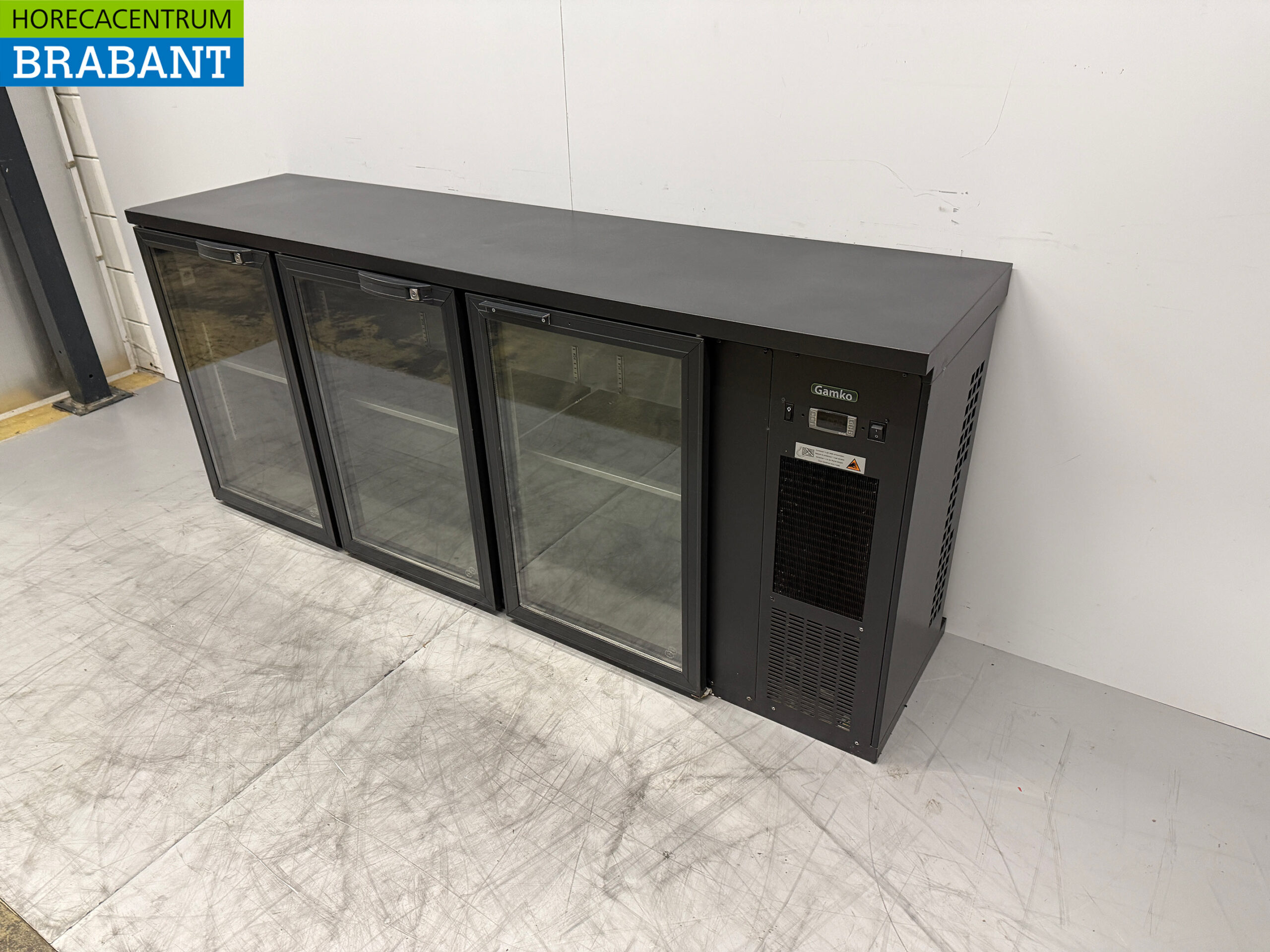 Gamko Bar Cooler 3 portes battantes en verre 199 cm 230V Horeca – Image 2