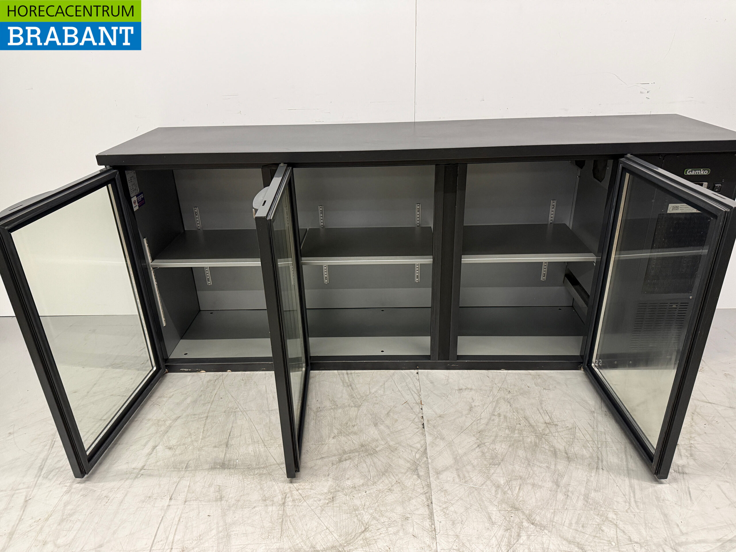 Gamko Bar Cooler 3 portes battantes en verre 199 cm 230V Horeca – Image 4