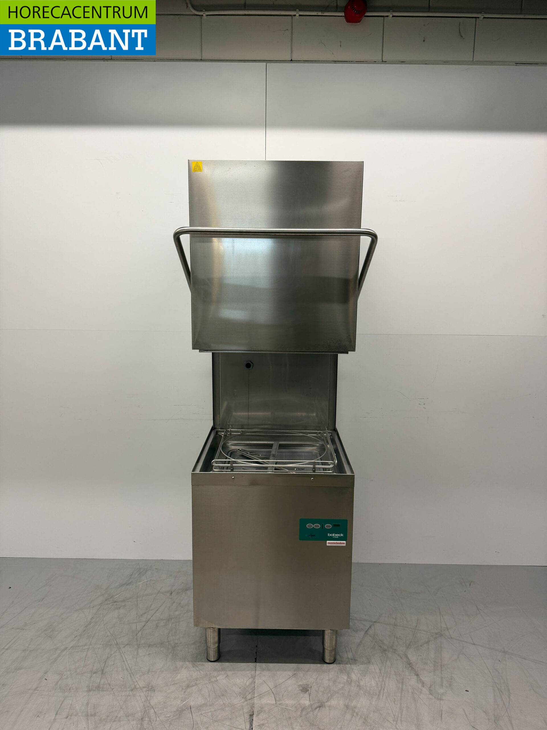 Lave-vaisselle à passage Bobeck H530E en acier inoxydable avec pompe de vidange 400V Horeca – Image 4