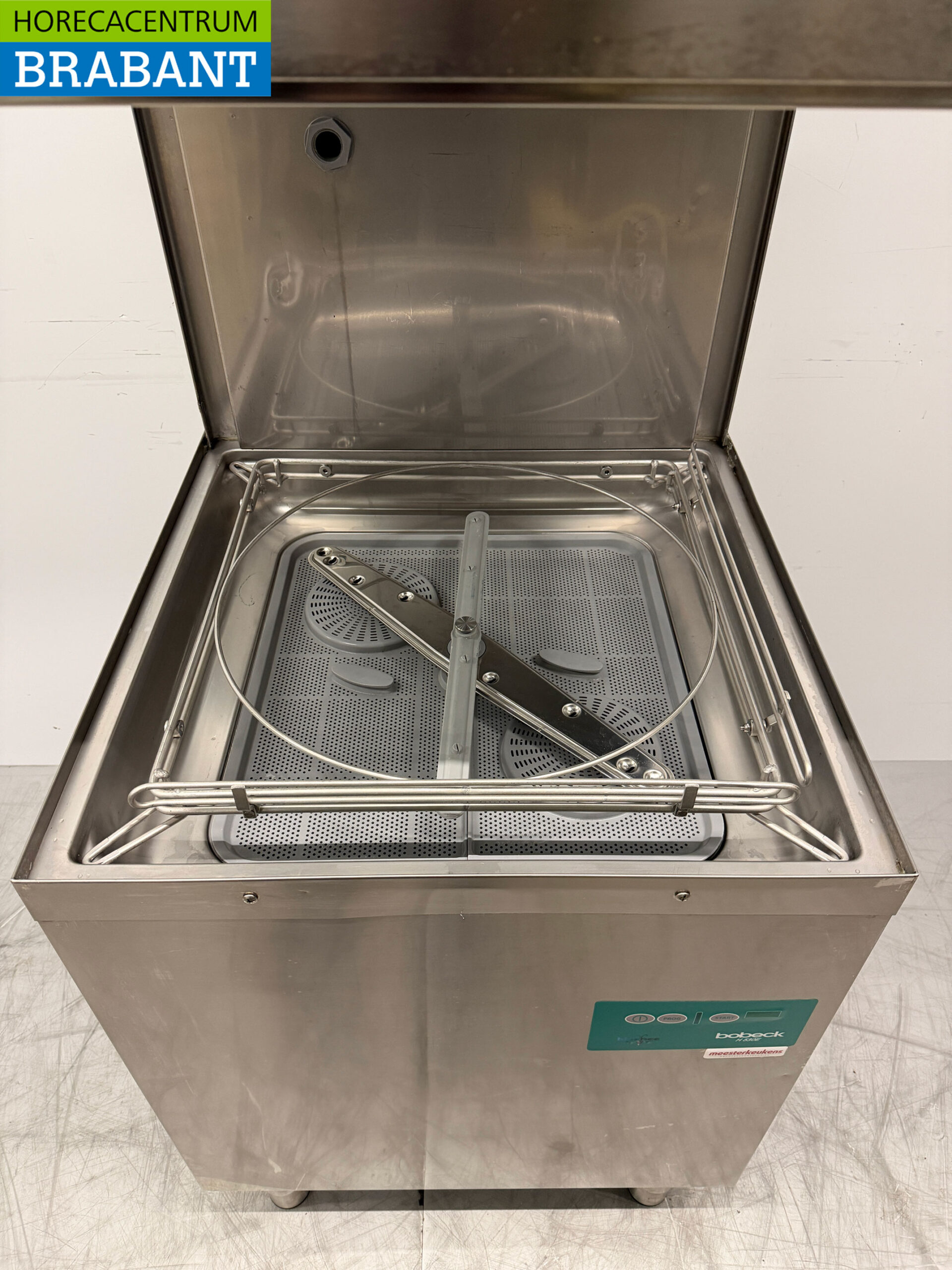 Lave-vaisselle à passage Bobeck H530E en acier inoxydable avec pompe de vidange 400V Horeca – Image 5