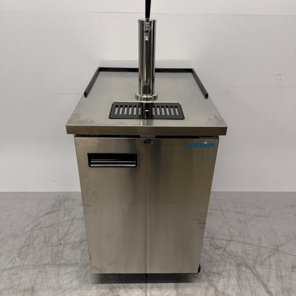 Polar GE632 Glacière à bière mobile Glacière à bière avec robinet et accessoires 230V Horeca