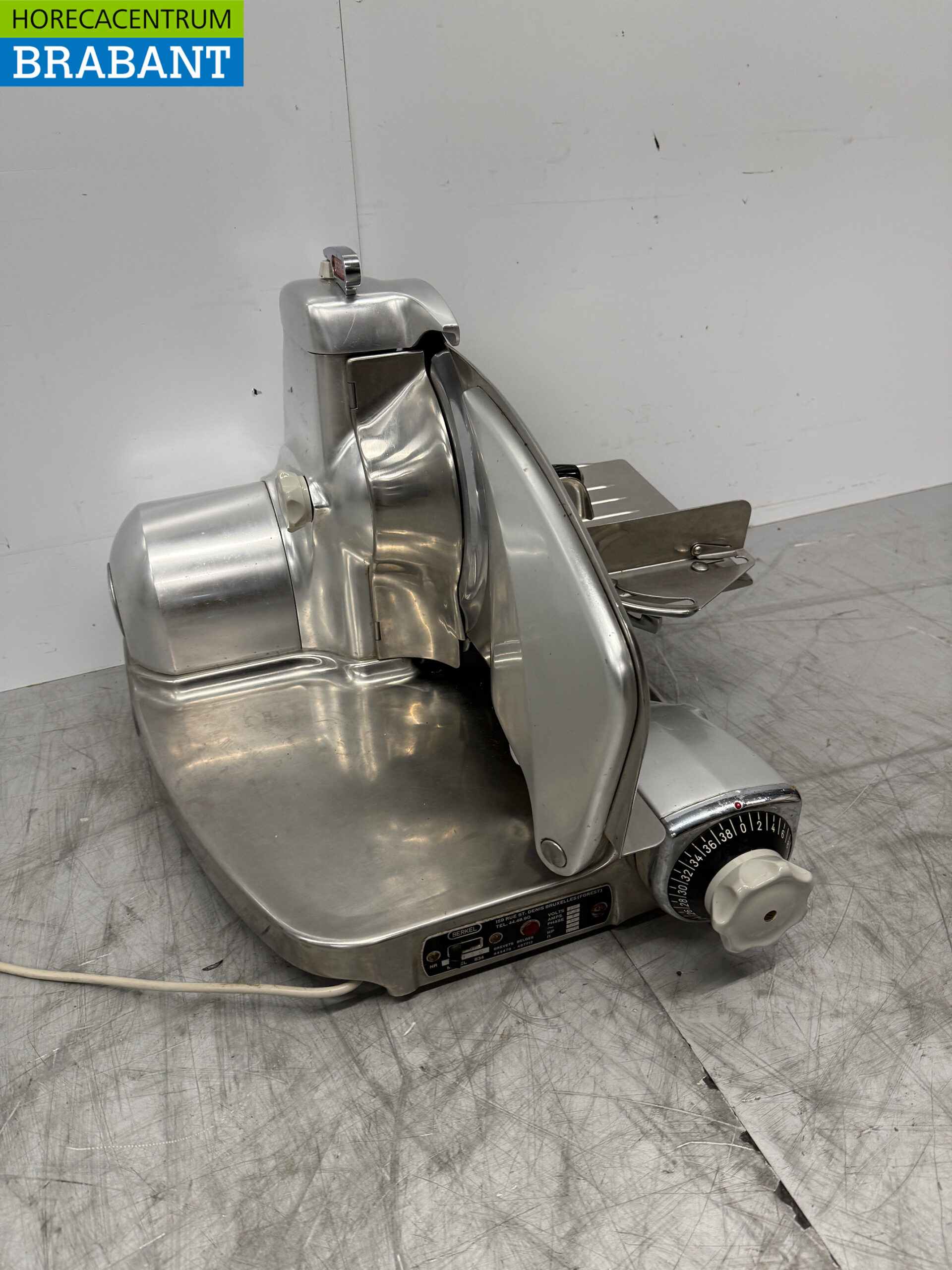 Trancheur de viande Berkel 834 en acier inoxydable Trancheur 230V Restauration Boucherie – Image 3