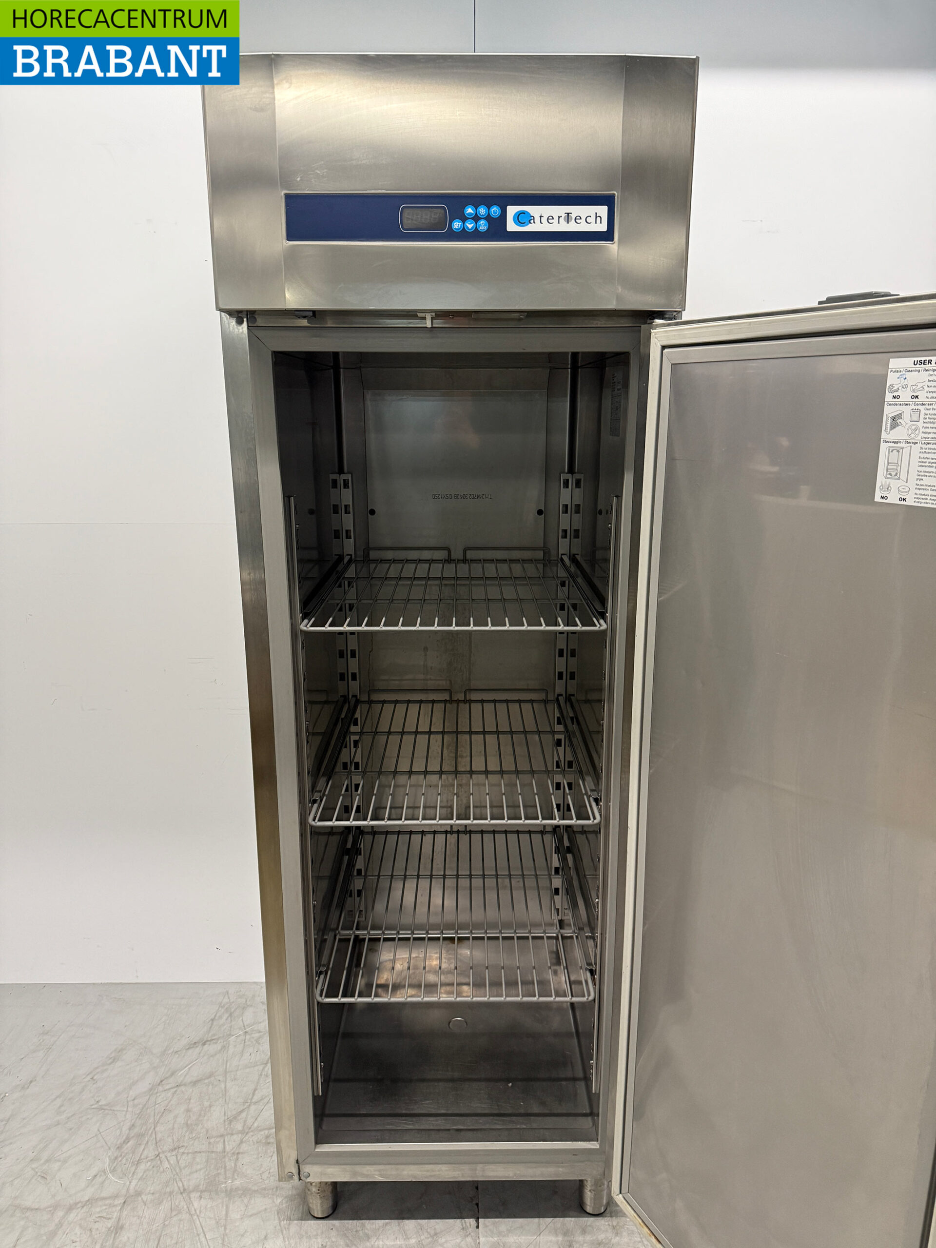 Acier inoxydable Catertech Réfrigération 617 litres 230V Horeca – Image 4