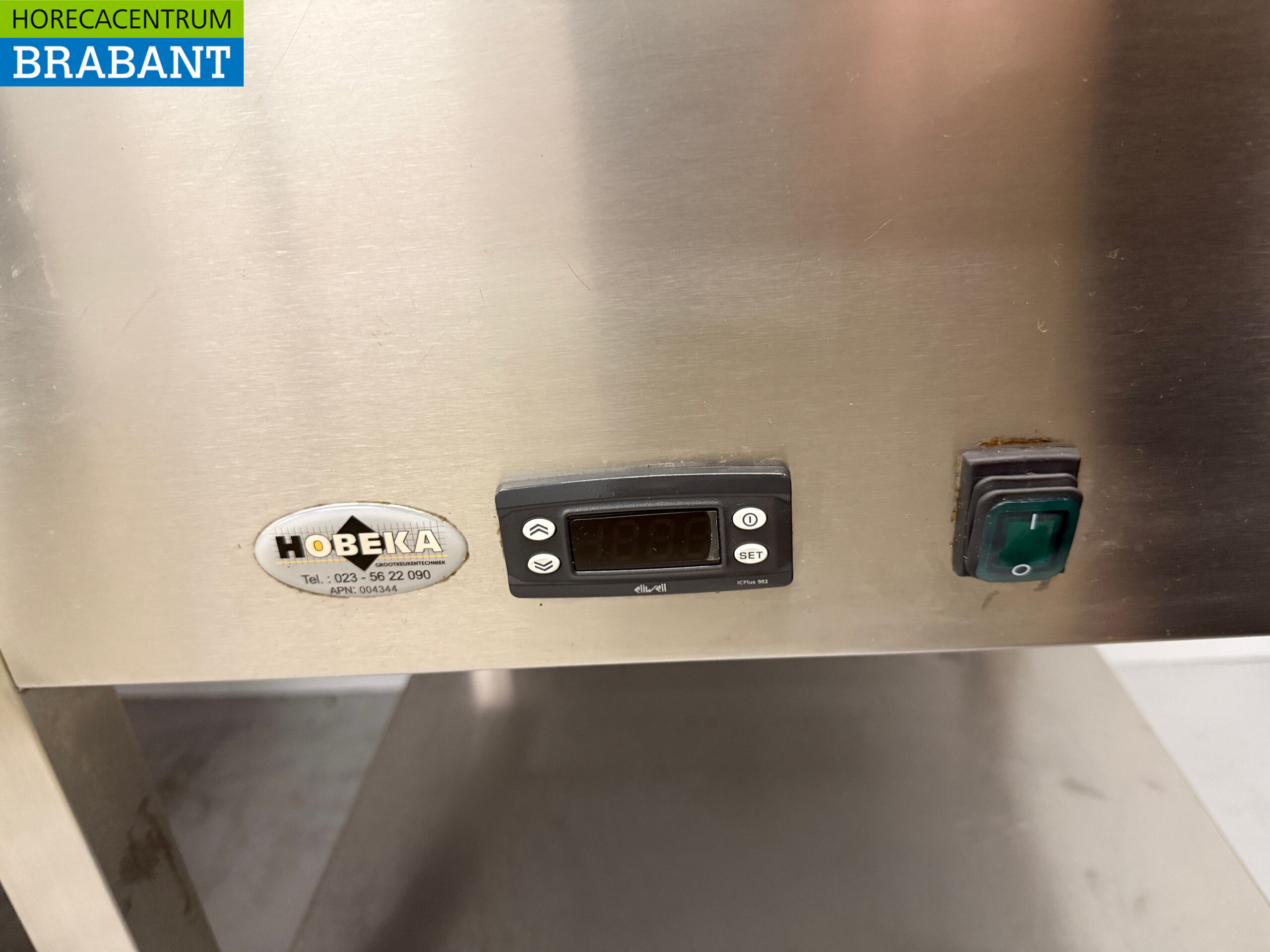 Table de travail en acier inoxydable avec Bain Marie intégré 250 cm 230V Horeca – Image 5