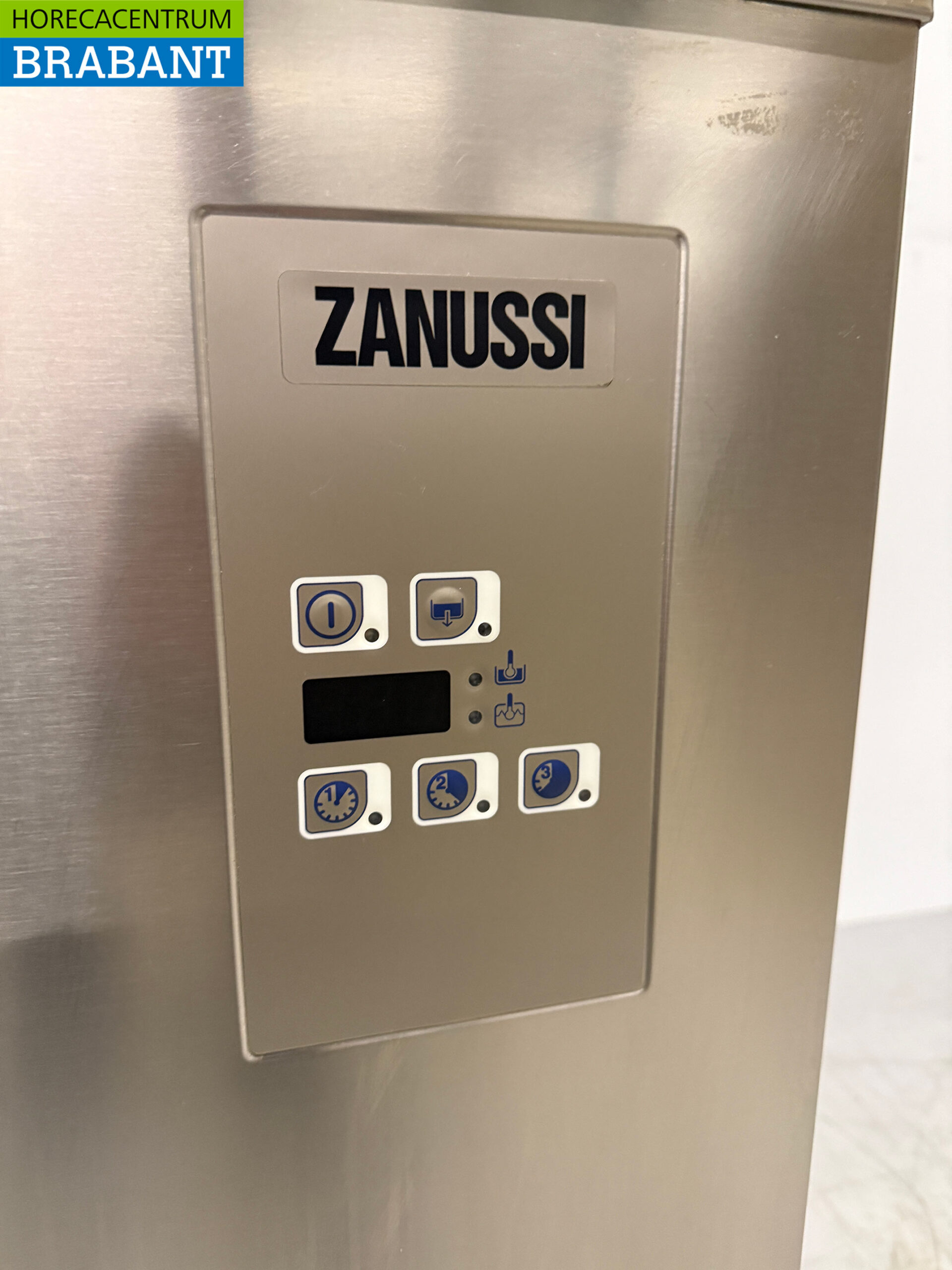 Lave-vaisselle à passage Zanussi en acier inoxydable 400V Horeca – Image 6