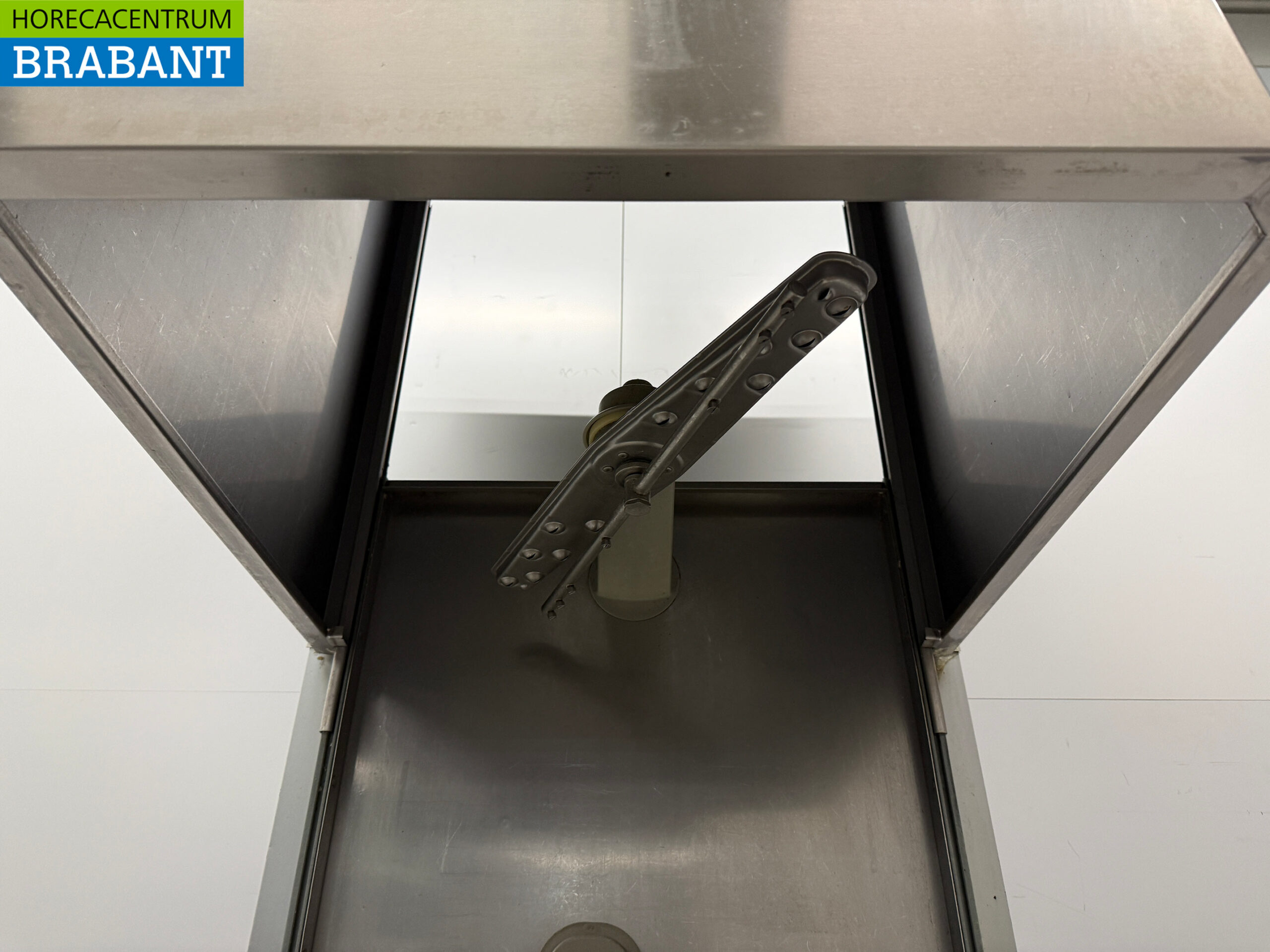 Lave-vaisselle encastrable Zanussi en acier inoxydable avec pompe de vidange 400V Horeca – Image 5