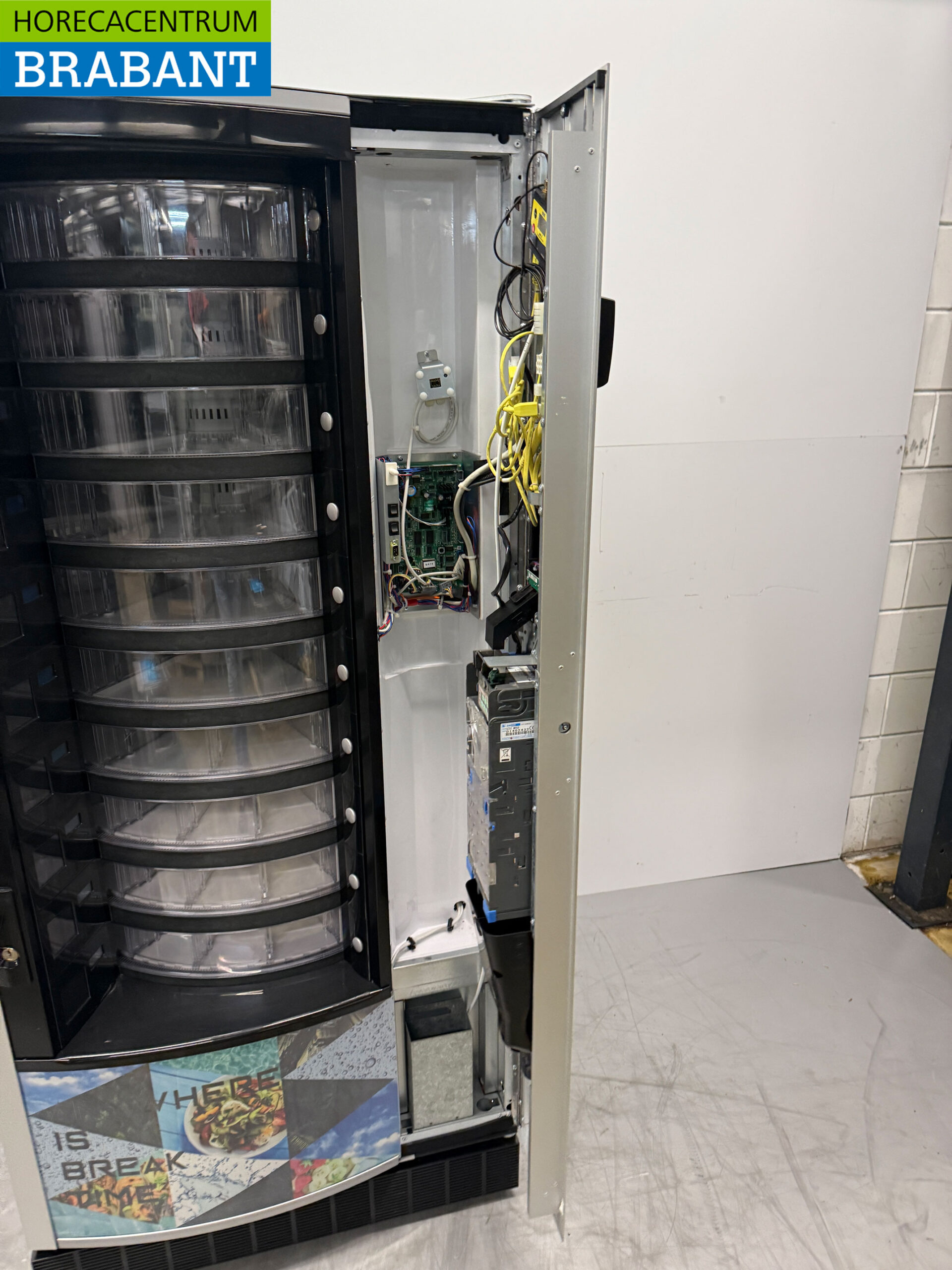 Necta Festival Farm Egg vending machine PIN Cooled 230V Shop – Image 4