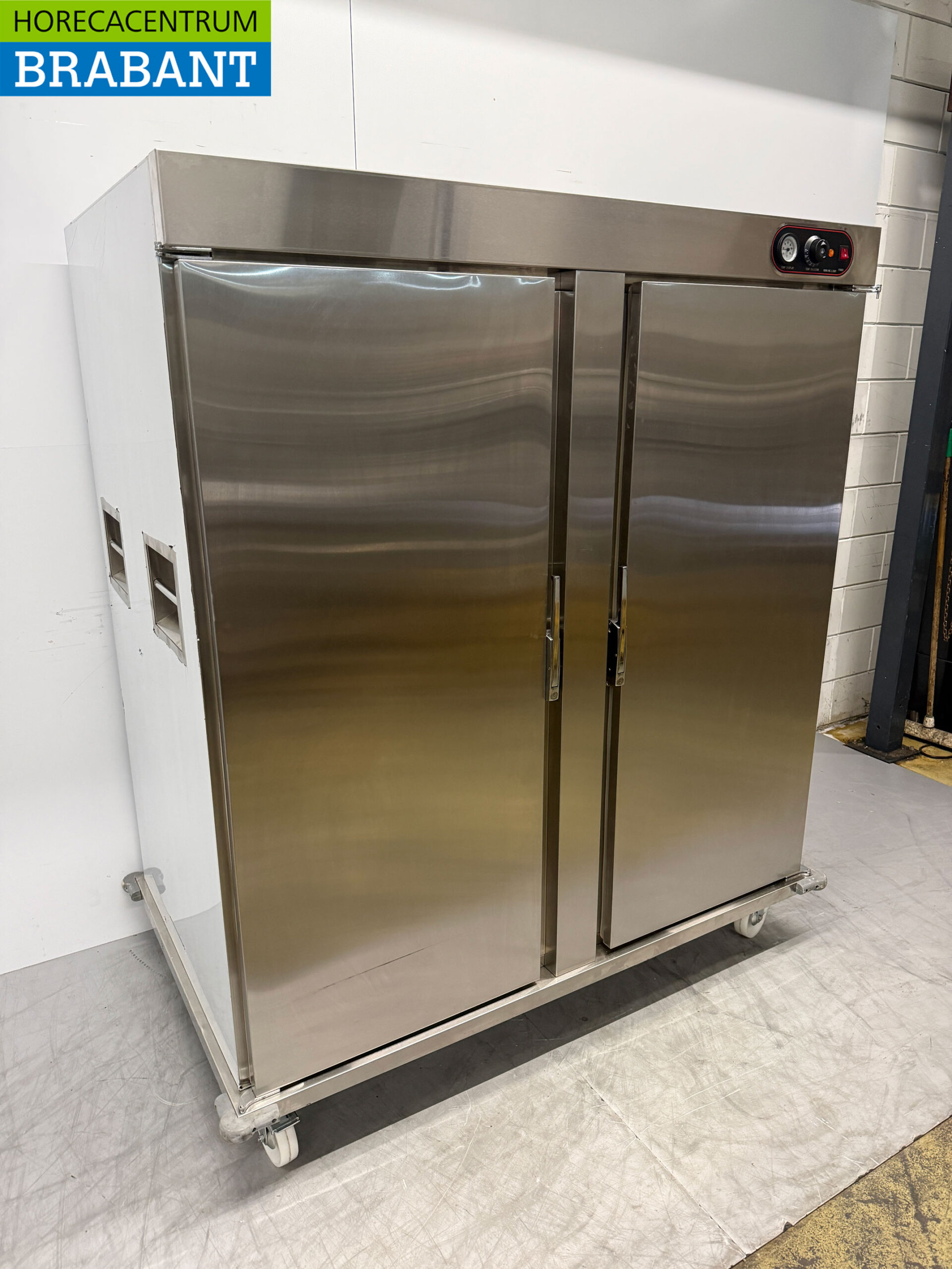 Chariot banquet en acier inoxydable armoire chauffante 2 portes 22 x 2/1 GN 230V Horeca – Image 3