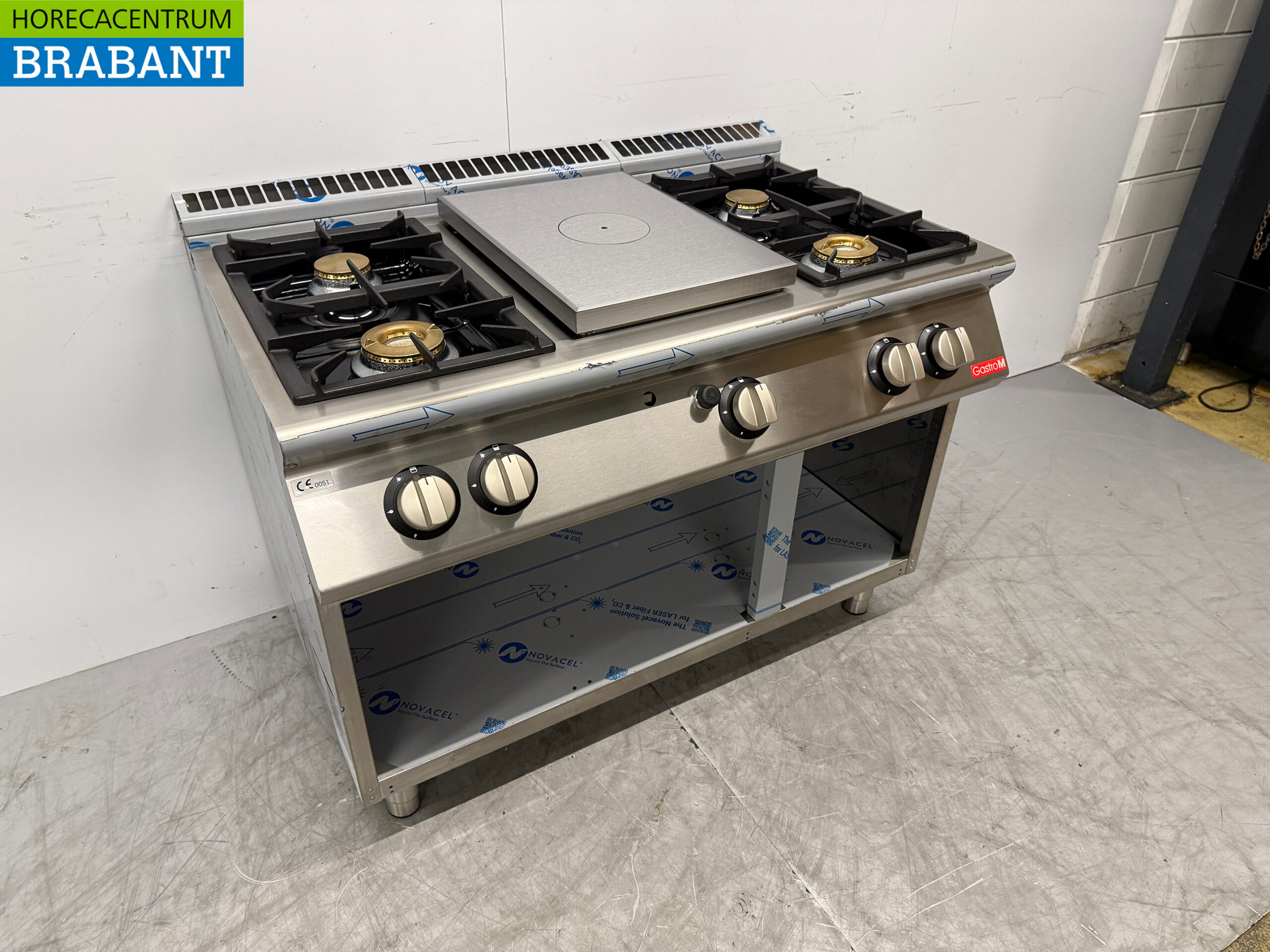 Plaque de cuisson Gastro-M en acier inoxydable à 4 feux avec passage de cuisson 120 cm GAS Horeca – Image 3