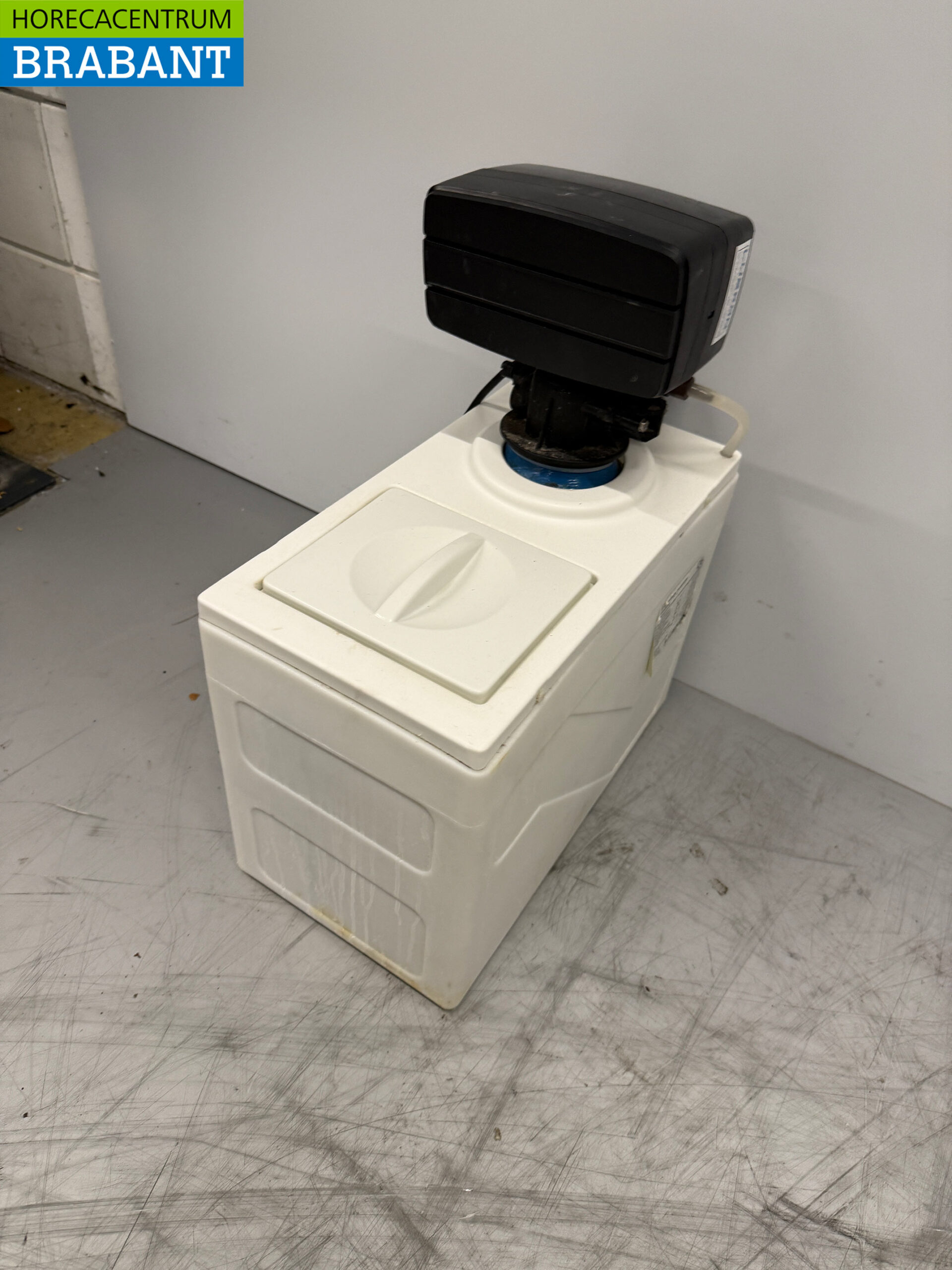 Lubron Miniline Adoucisseur d'eau automatique 160 litres par heure 230V Horeca – Image 2