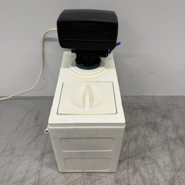 Lubron Miniline Adoucisseur d'eau automatique 160 litres par heure 230V Horeca