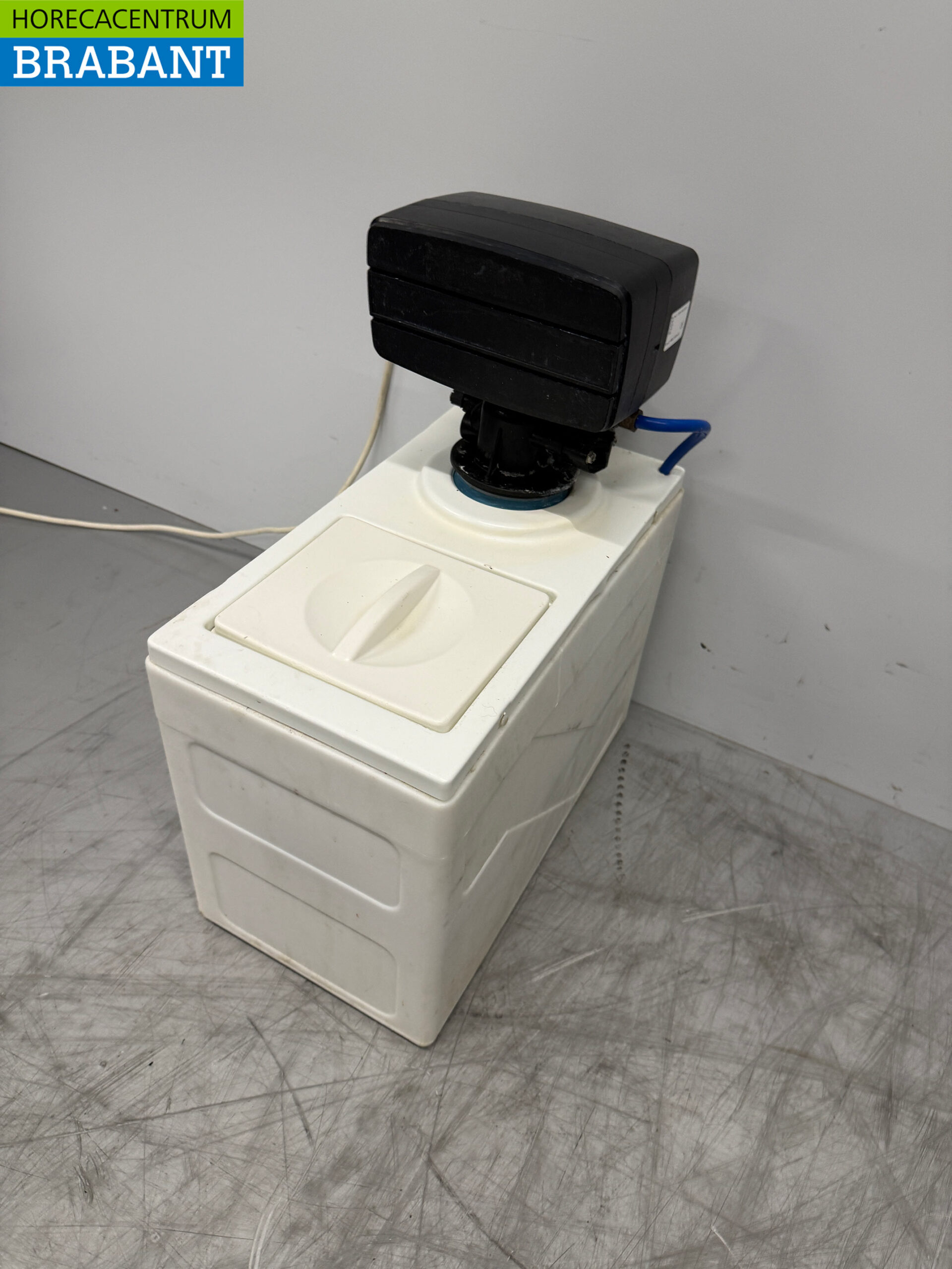 Lubron Miniline Adoucisseur d'eau automatique 160 litres par heure 230V Horeca – Image 2