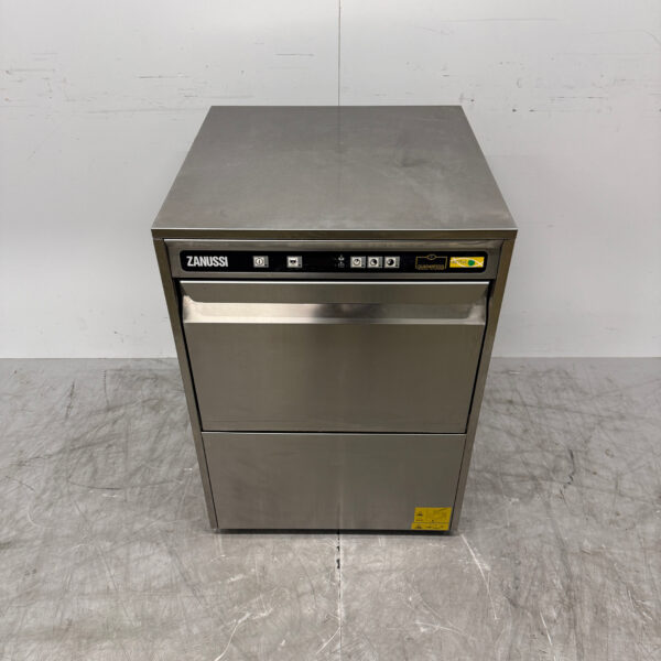 Lave-vaisselle Zanussi en acier inoxydable 400V Restauration