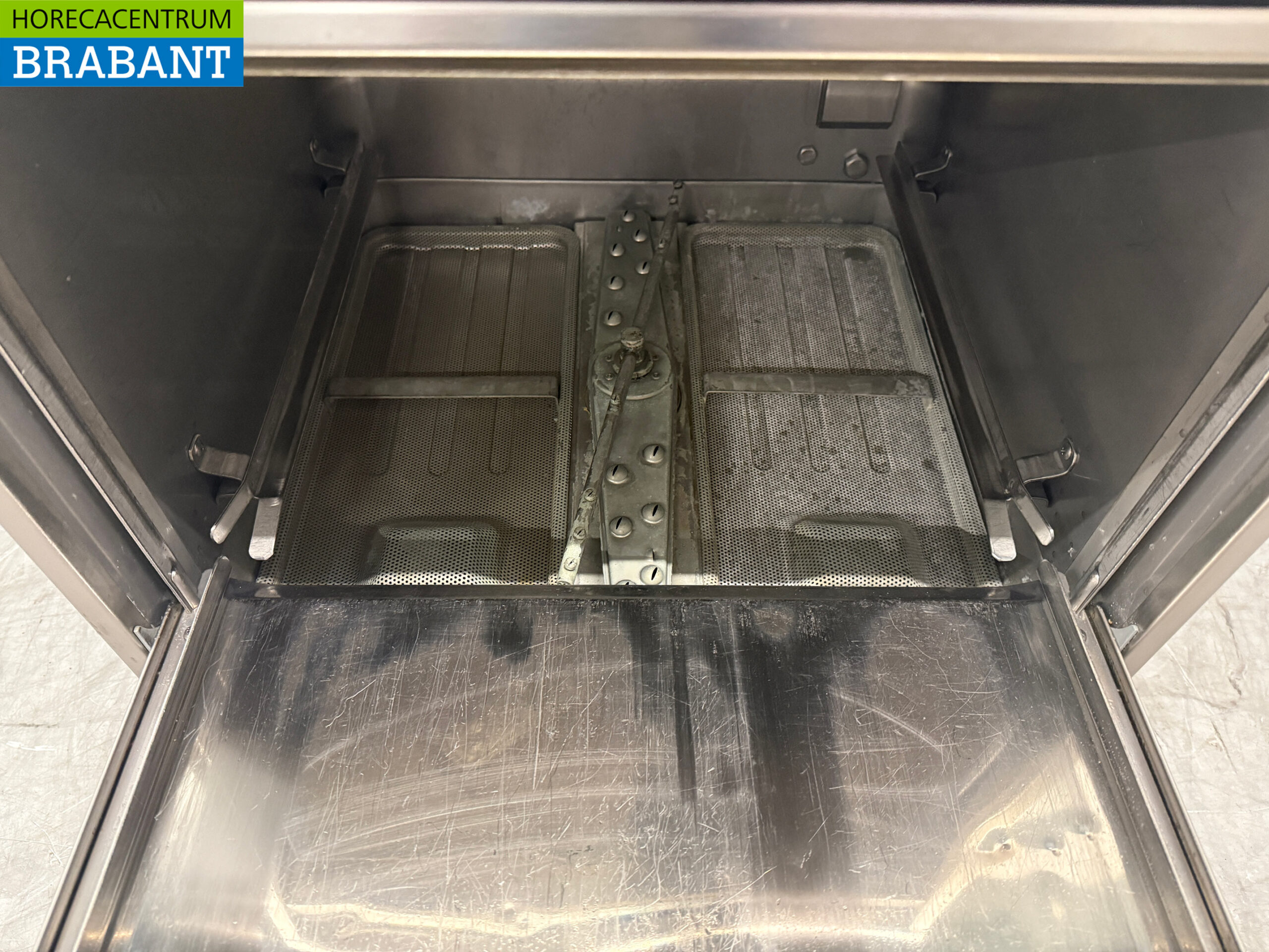 Lave-vaisselle Zanussi en acier inoxydable 400V Restauration – Image 4