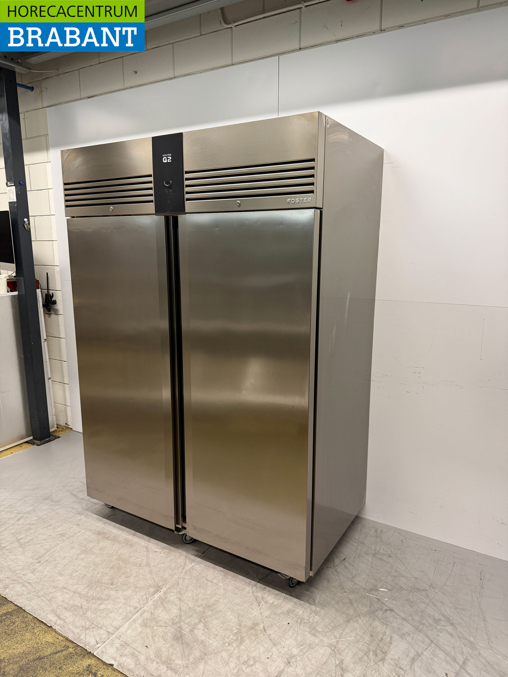 Congélateur double porte Foster en acier inoxydable 1350 litres 230V Horeca – Image 3