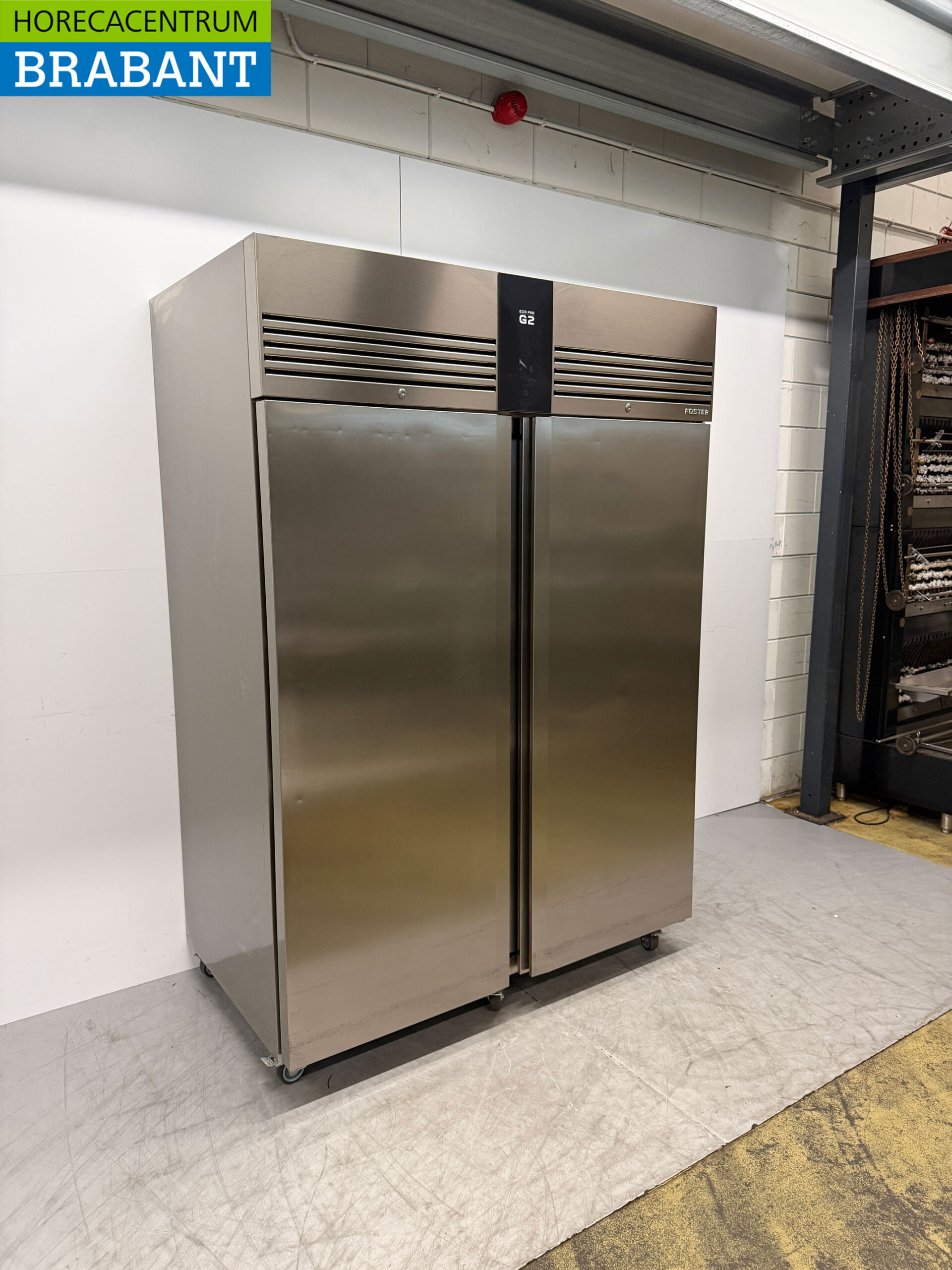 Congélateur double porte Foster en acier inoxydable 1350 litres 230V Horeca – Image 4