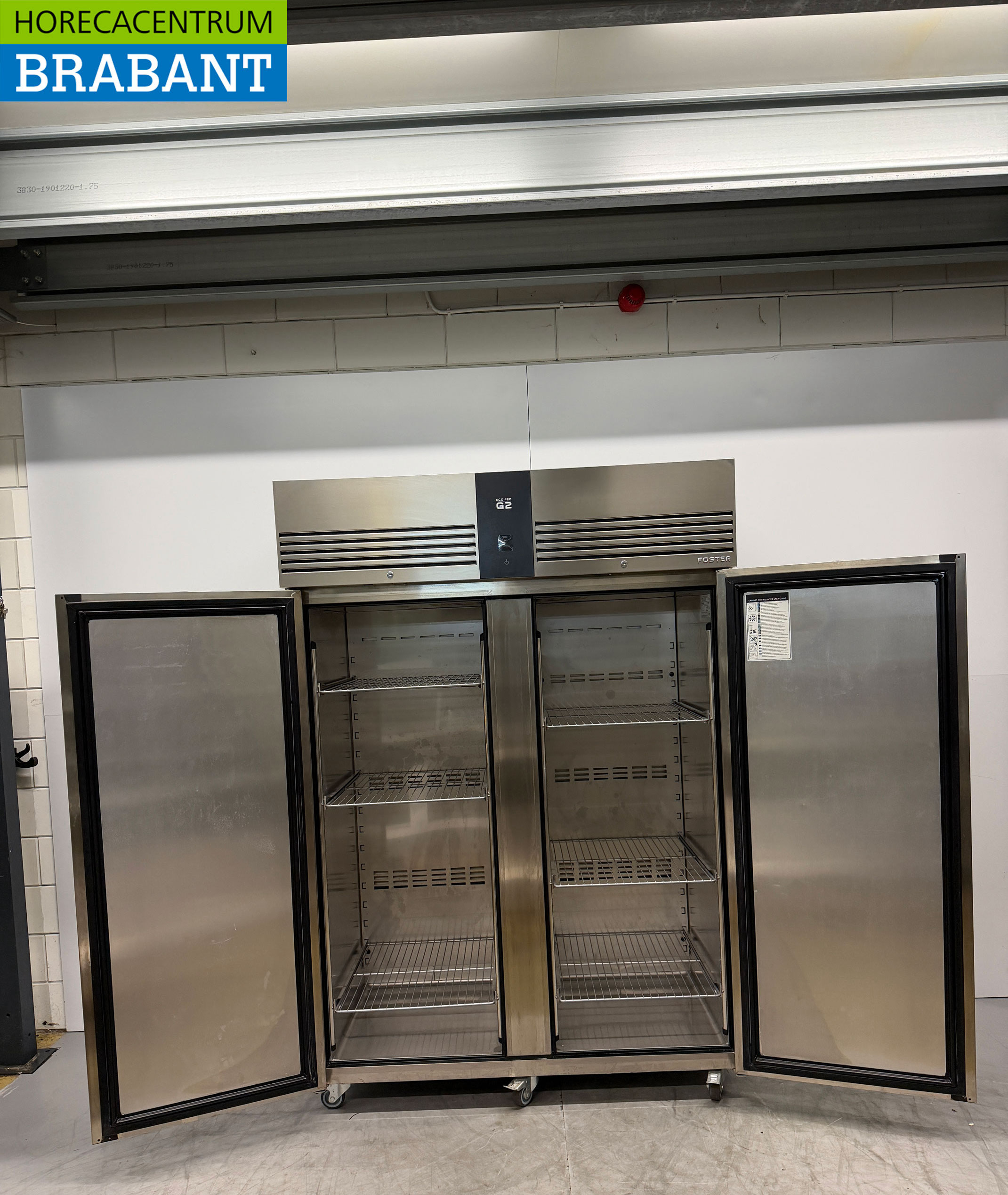 Congélateur double porte Foster en acier inoxydable 1350 litres 230V Horeca – Image 5