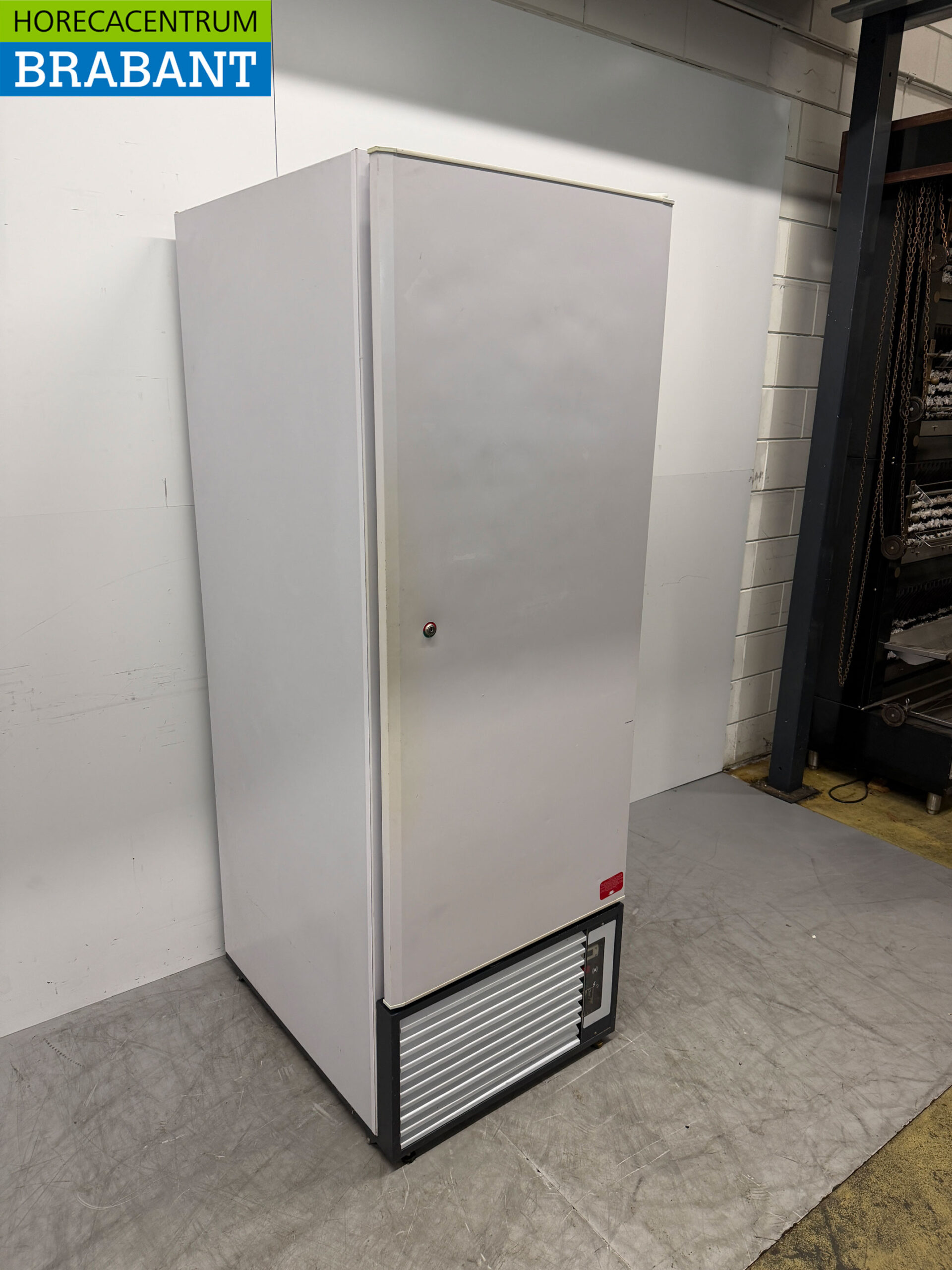 Esta Freezer Congélateur 605 litres 230V Horeca – Image 3