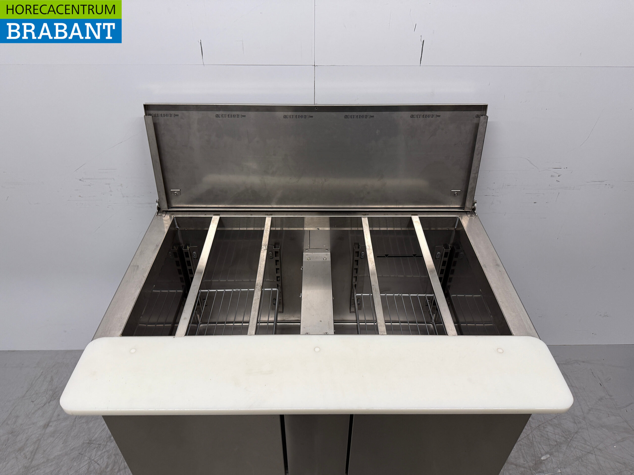 Saladette Inomak en acier inoxydable 2 portes 108 cm 230V Horeca – Image 4