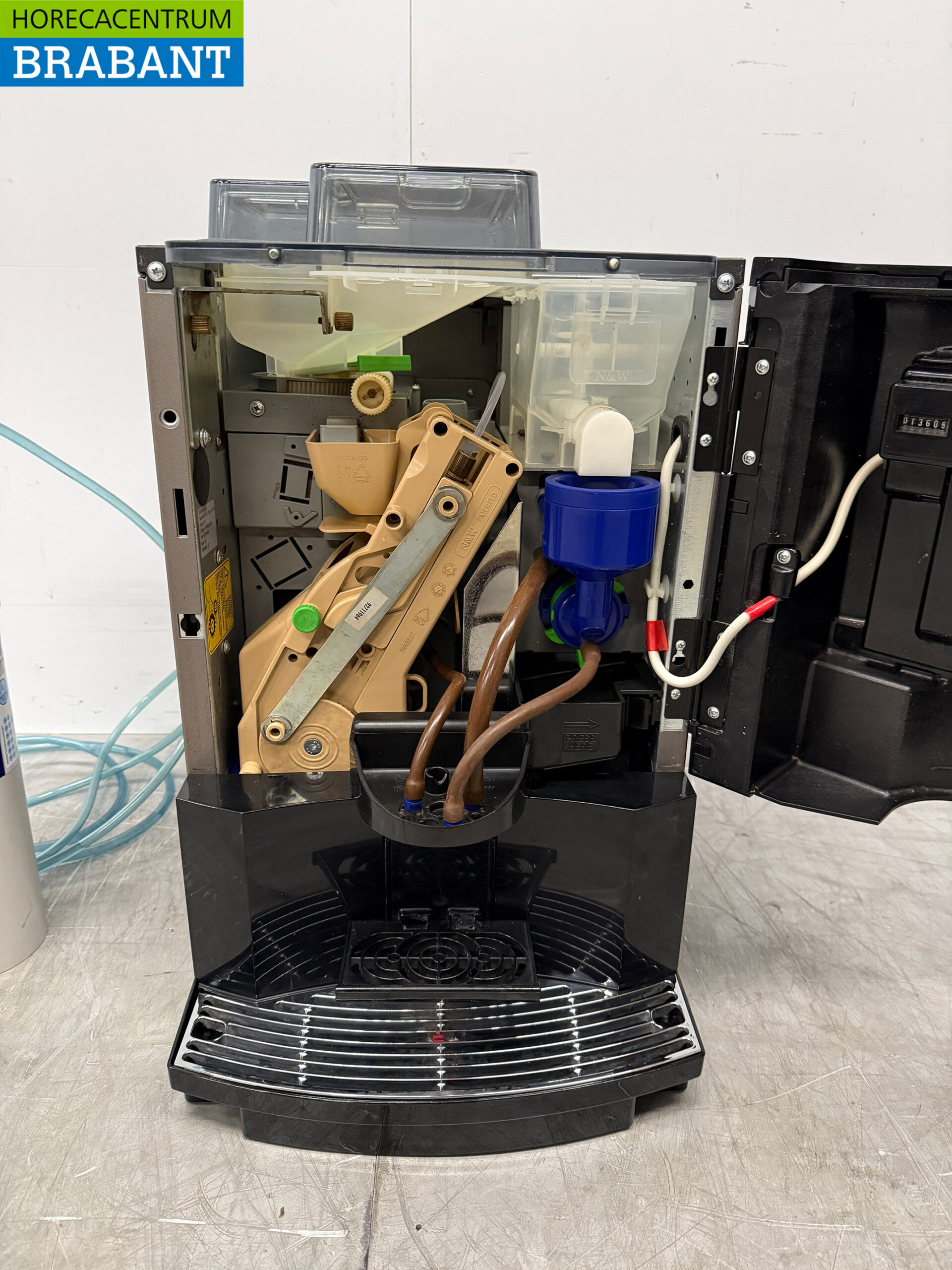 Machine à café à grains Necta Koro Prime avec filtre à eau 230V Restauration – Image 5