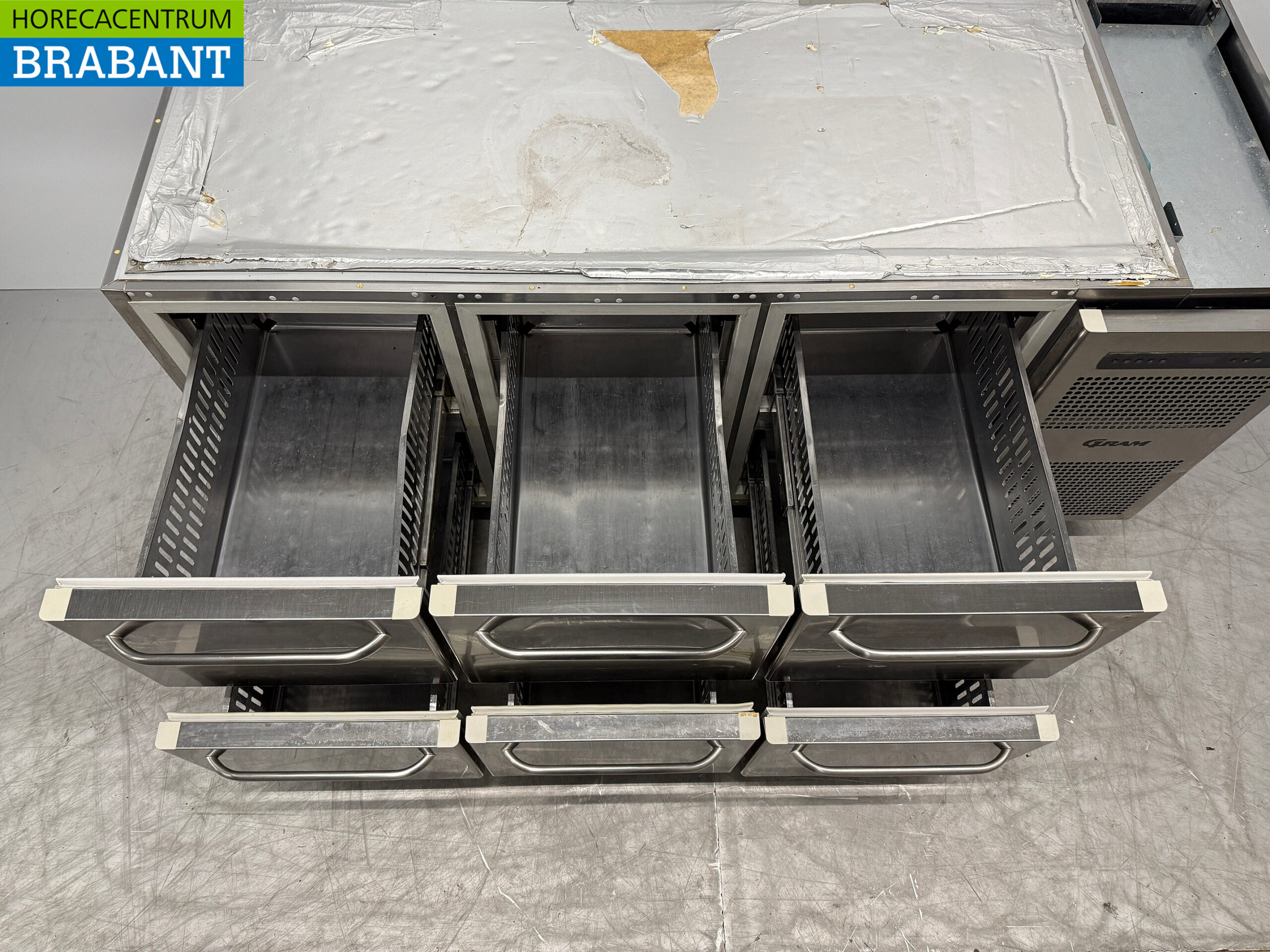 Établi réfrigéré Gram en acier inoxydable 6 tiroirs 173 cm 230V Horeca – Image 4